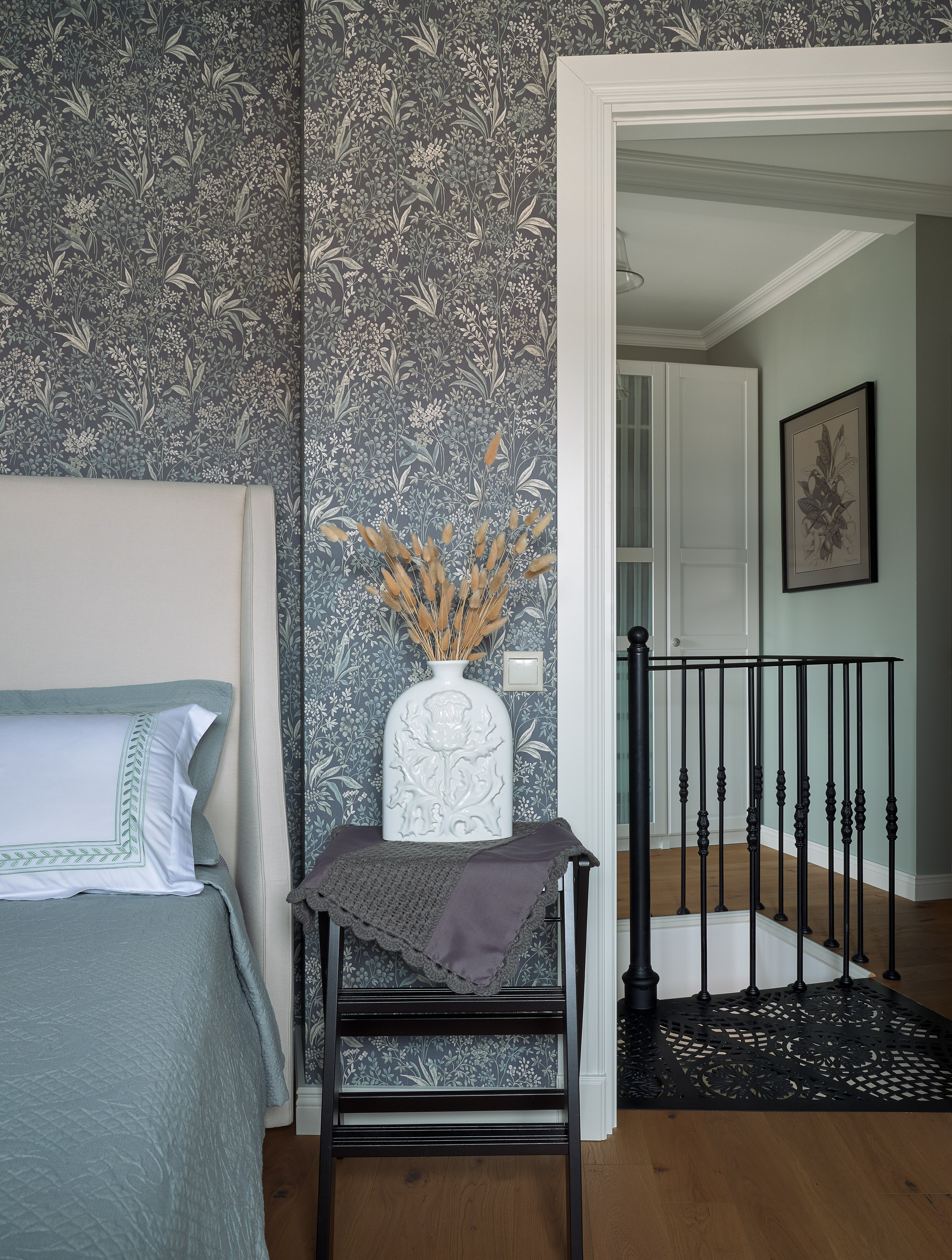 Таун-хаус с ажурной винтовой лестницей. Фотограф Наталья Вершинина