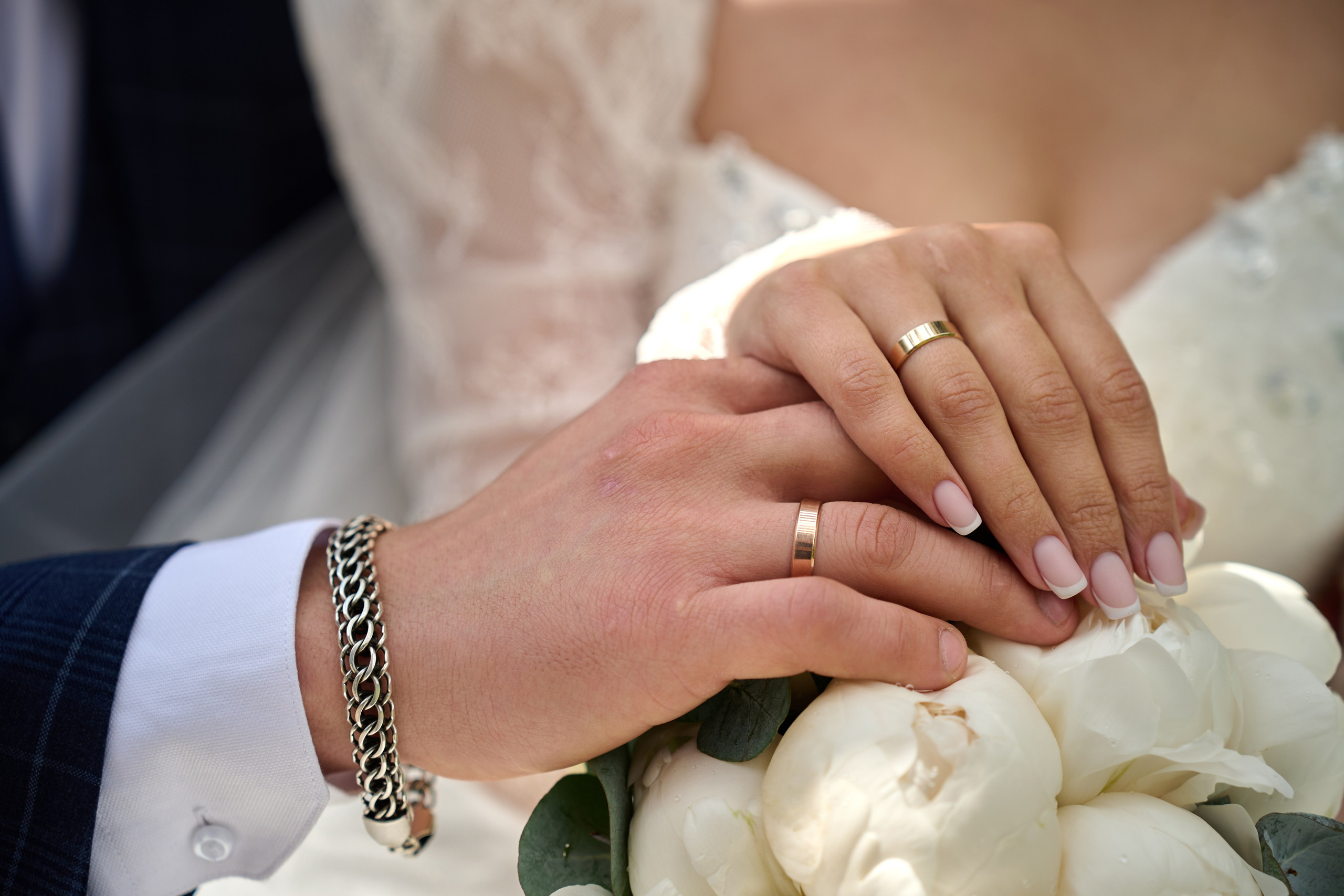 Свадебная фотосессия в Старом Осколе и Губкине. Профессиональный фотограф Старый Оскол, Губкин — свадьба, венчание, крещение, юбилей и день рождения