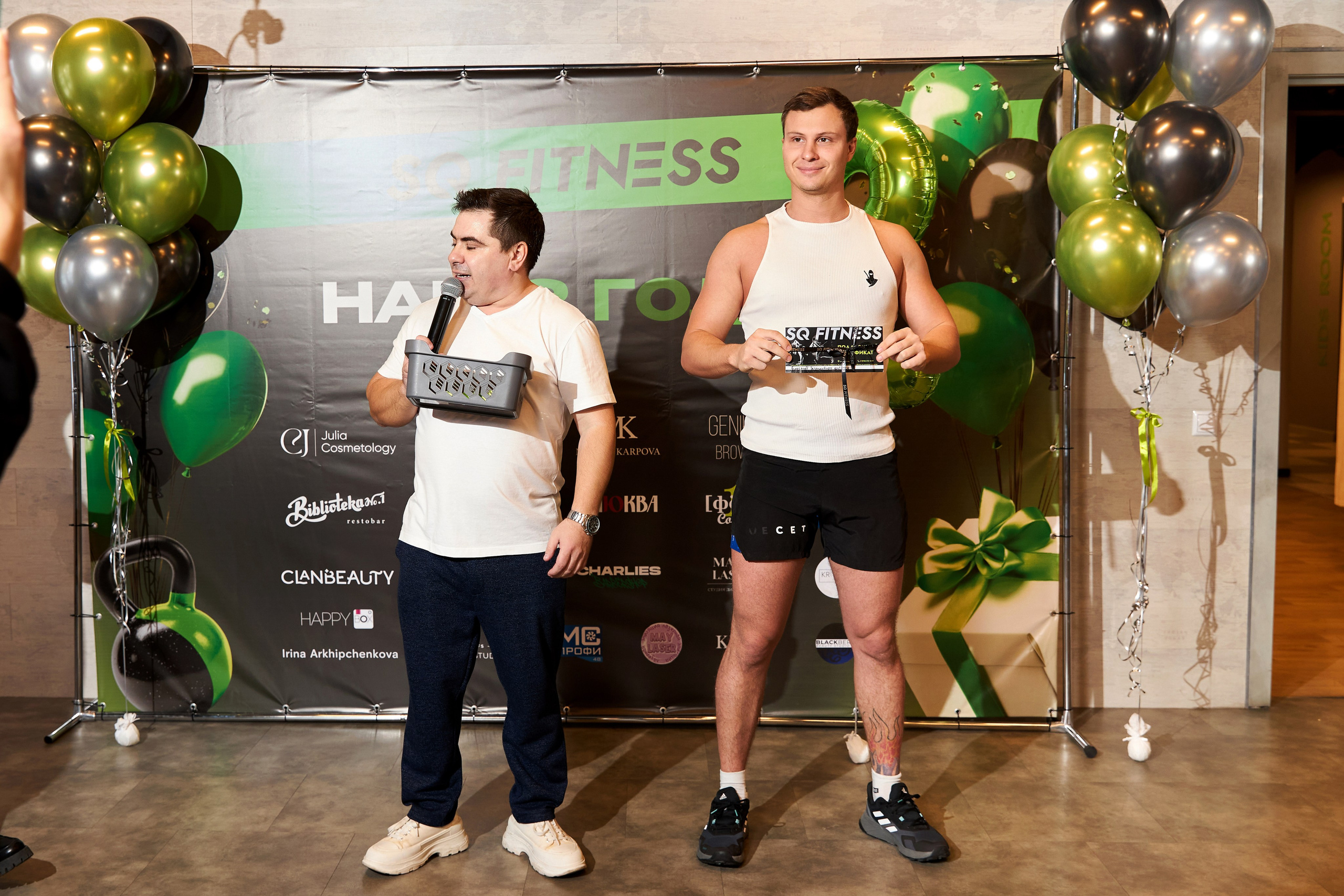 SQ — ФИТНЕС. 2 ГОДА. Фотограф Липецк. Фотограф в Липецке Татьяна Минаева. Портретный фотограф Липецк. Свадебный фотограф Липецк. Бизнес фотограф Липецк