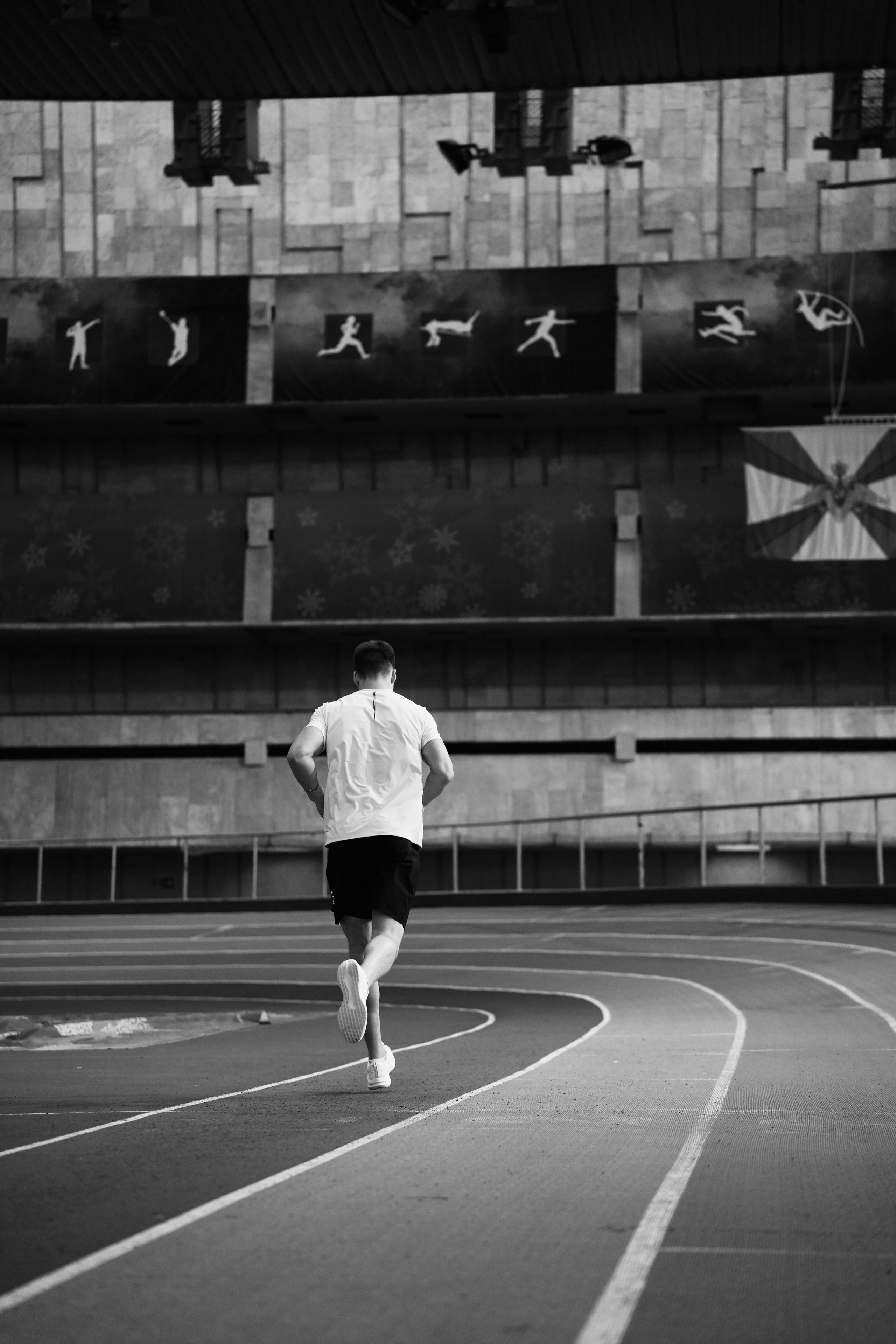 Sport-Art. Анна Жукова — Режиссёр кино и цирка, сценарист, фотограф