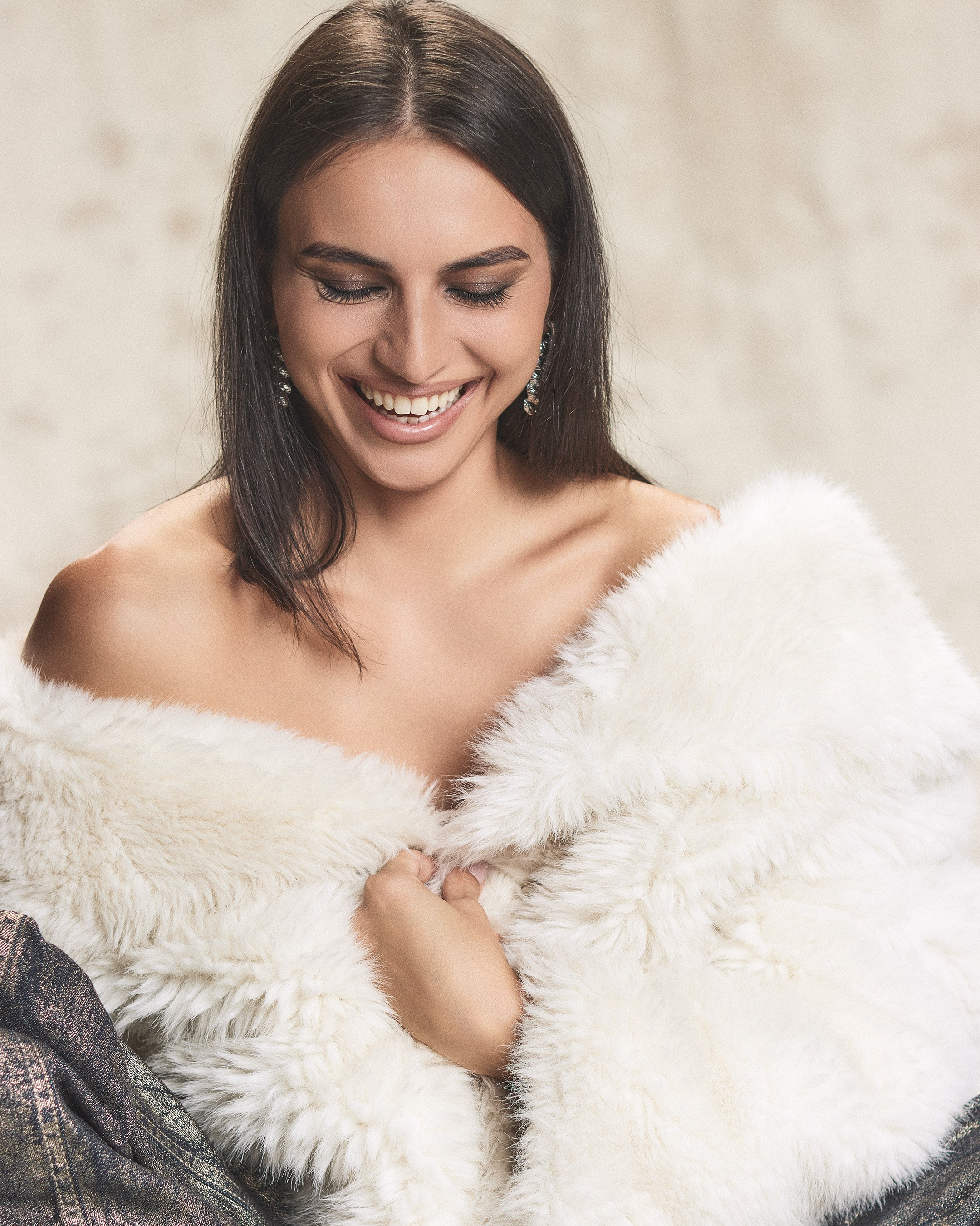 Сессия для журнала "Дорогое удовольствие". Стилист / продюсер съемки: Анна Добрынина. Визаж: Алёна Мирошниченко. Модель: Катя. Одежда: Силуэт. Фотосессия в Efimov Studio. Портретный фотограф во Владивостоке Сергей Ефимов. #СергейЕфимовФото