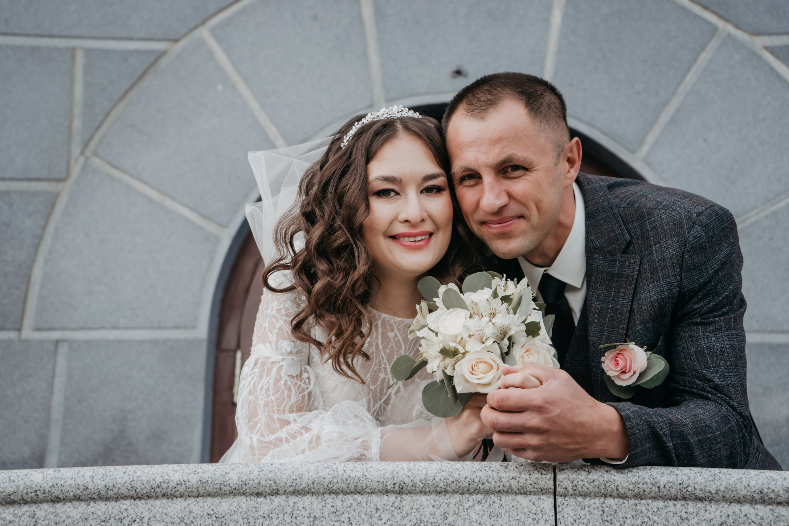 Свадебный фотографии с прогулки в окрестностях Улан-Удэ. Фотограф в Улан-Удэ. Свадебный фотограф в Улан-Удэ