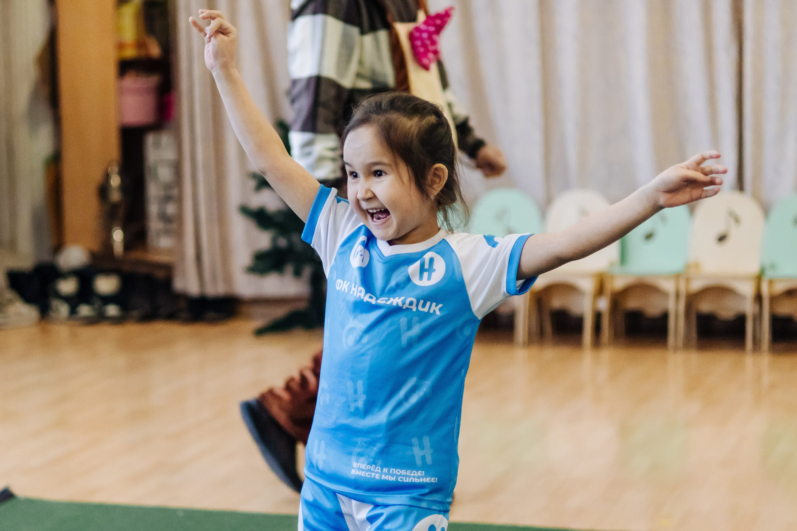 Фотосессия с кубком в детских садах г. Магнитогорска. Денис Прохоров Фотограф в г. Магнитогорск