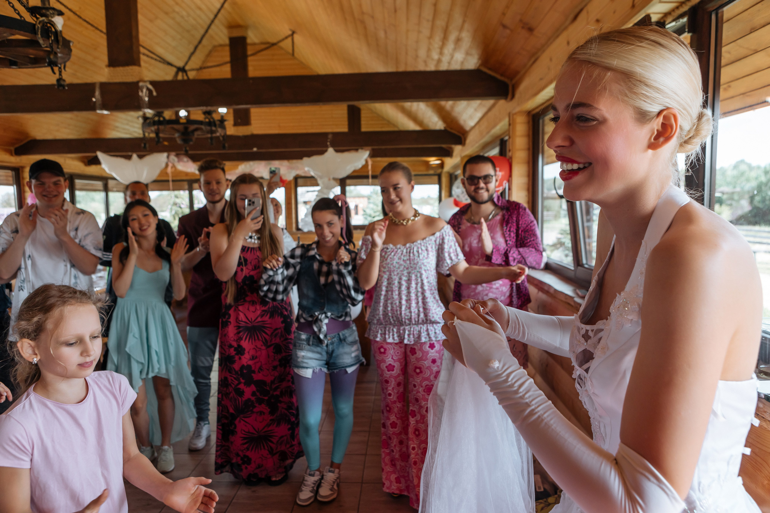 Свадьба в стиле 90х. Свадебный фотограф  Калининград | Москва|