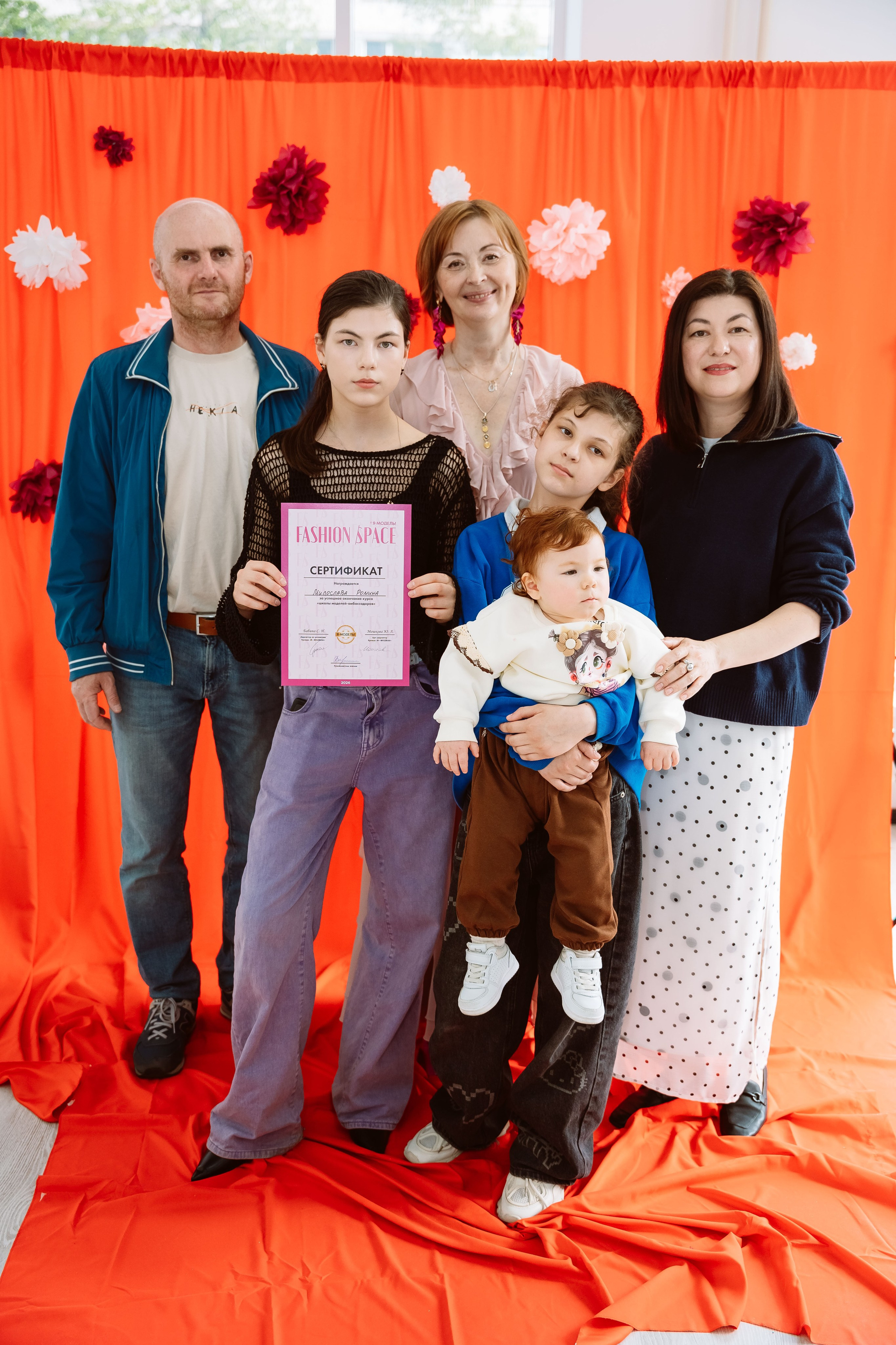 Я-Модель — Выпуск. Репортаж. Макарова Ольга, фотограф. Студия выпускных альбомов и Креативного пространства для детей в Санкт-Петербурге