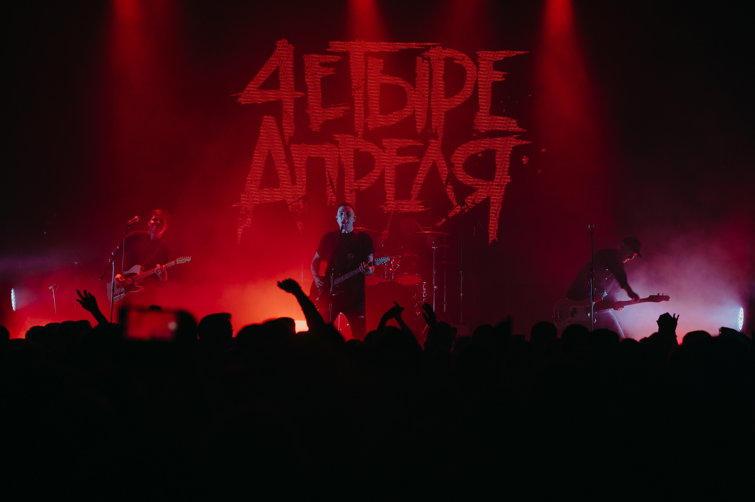 Четыре Апреля. Фотограф в Москве Илья Максимов