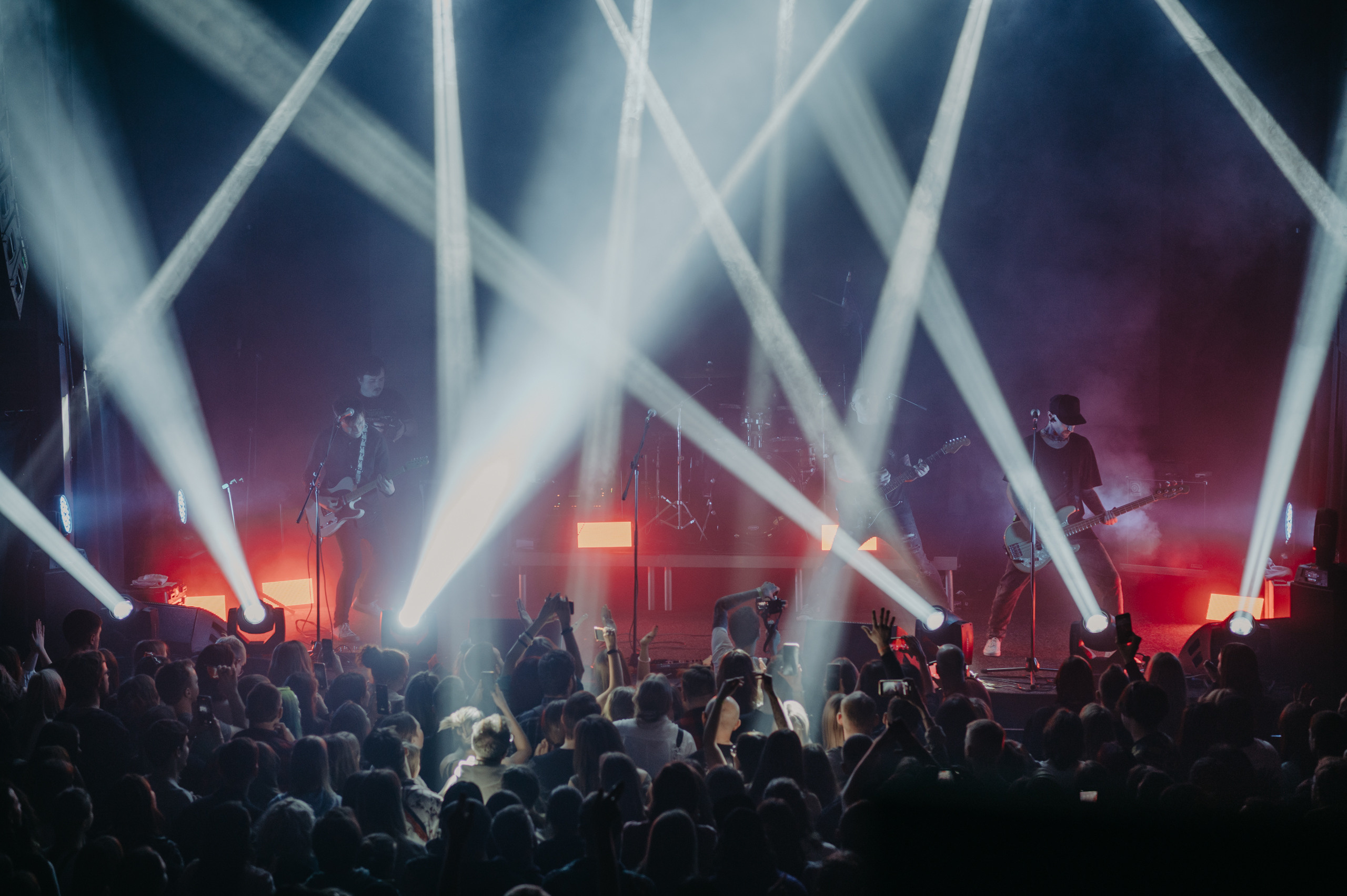 Четыре Апреля. Фотограф в Москве Илья Максимов