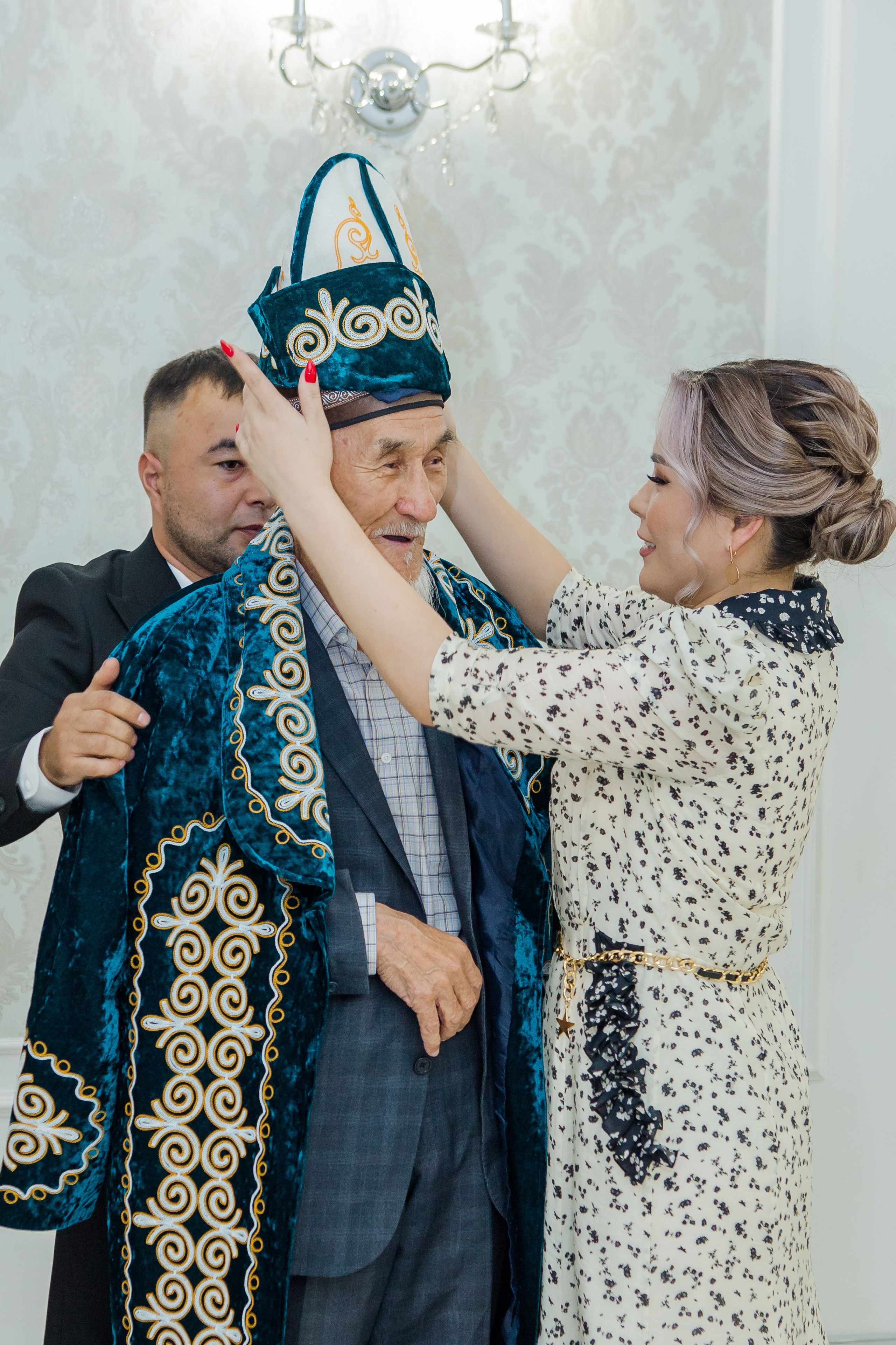 QYZ UZATU ZHADYRA. Свадебный и репортажный фотограф в Астане T.Yertay «Nomad media»