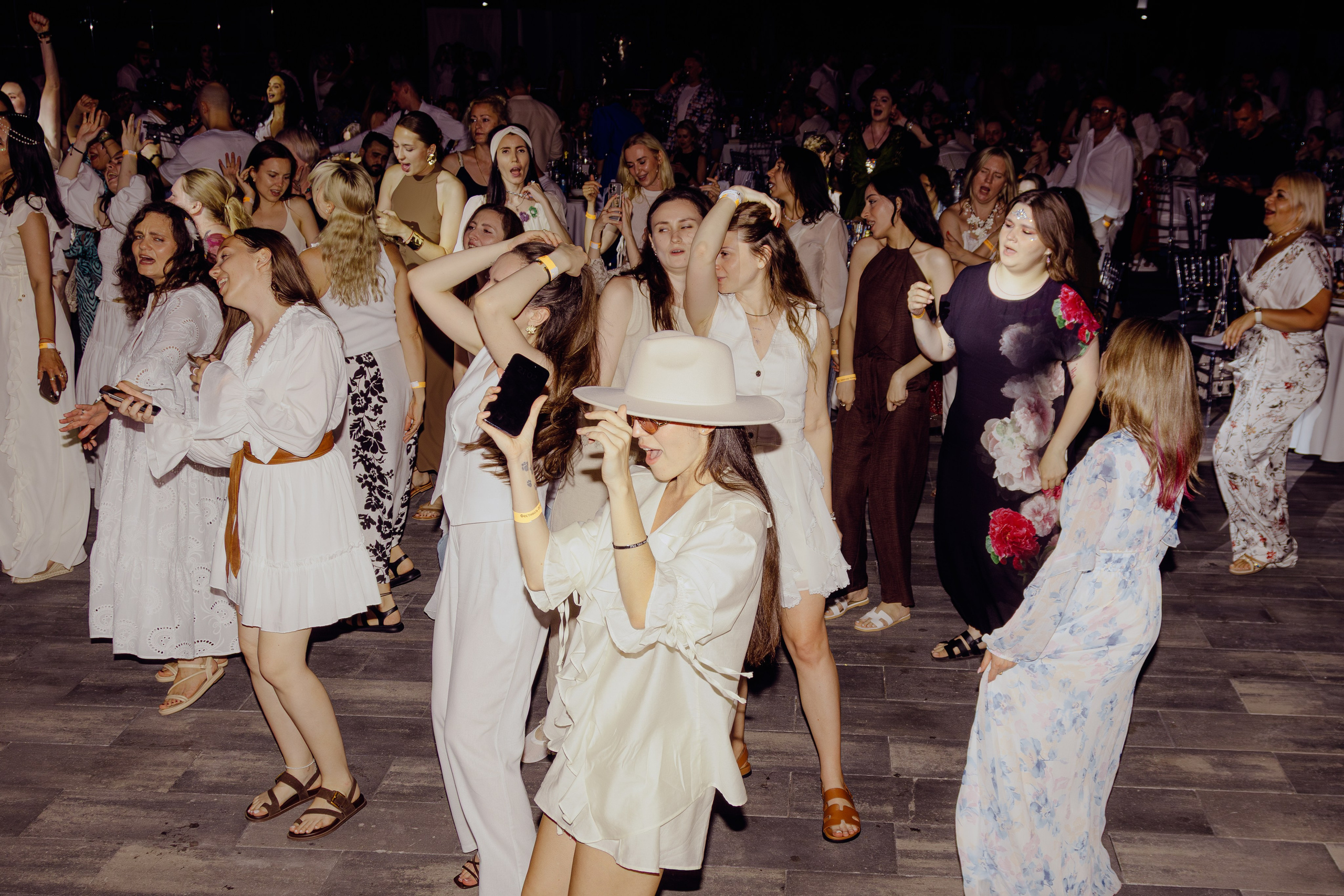 Репортажная съёмка корпоратива компании Феникс. Портретный фотограф в Ростове-на-Дону Антон Казарин