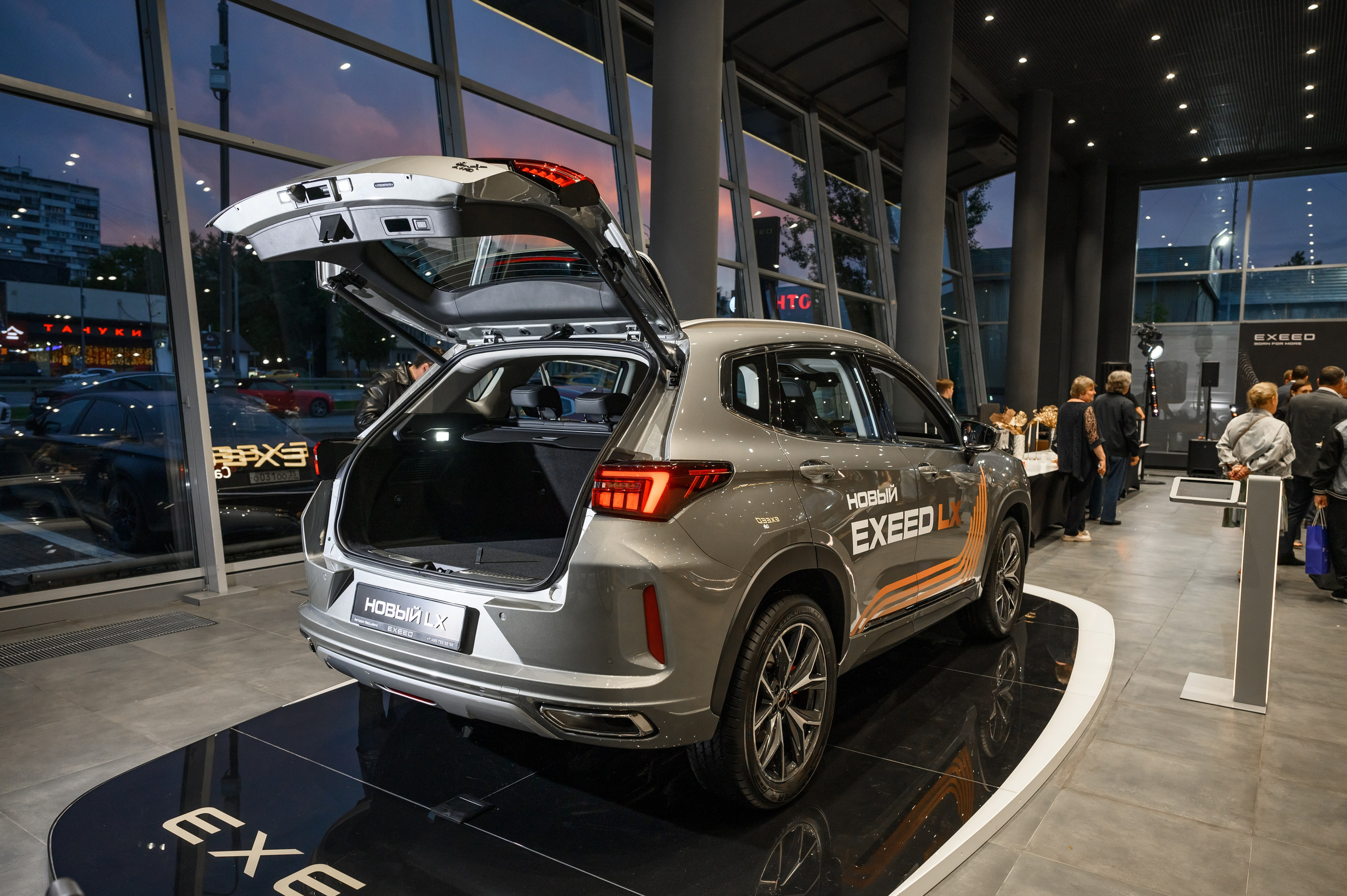 Открытие автосалона EXEED. Свадебный фотограф Москва Юрий Кульман