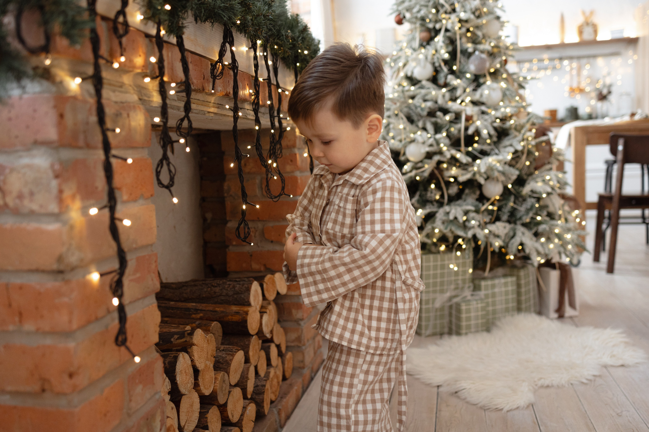 Новогодняя съемка в Историях (Большой зал). Фотограф беременности и новорожденных в Красноярске Вета Ланская