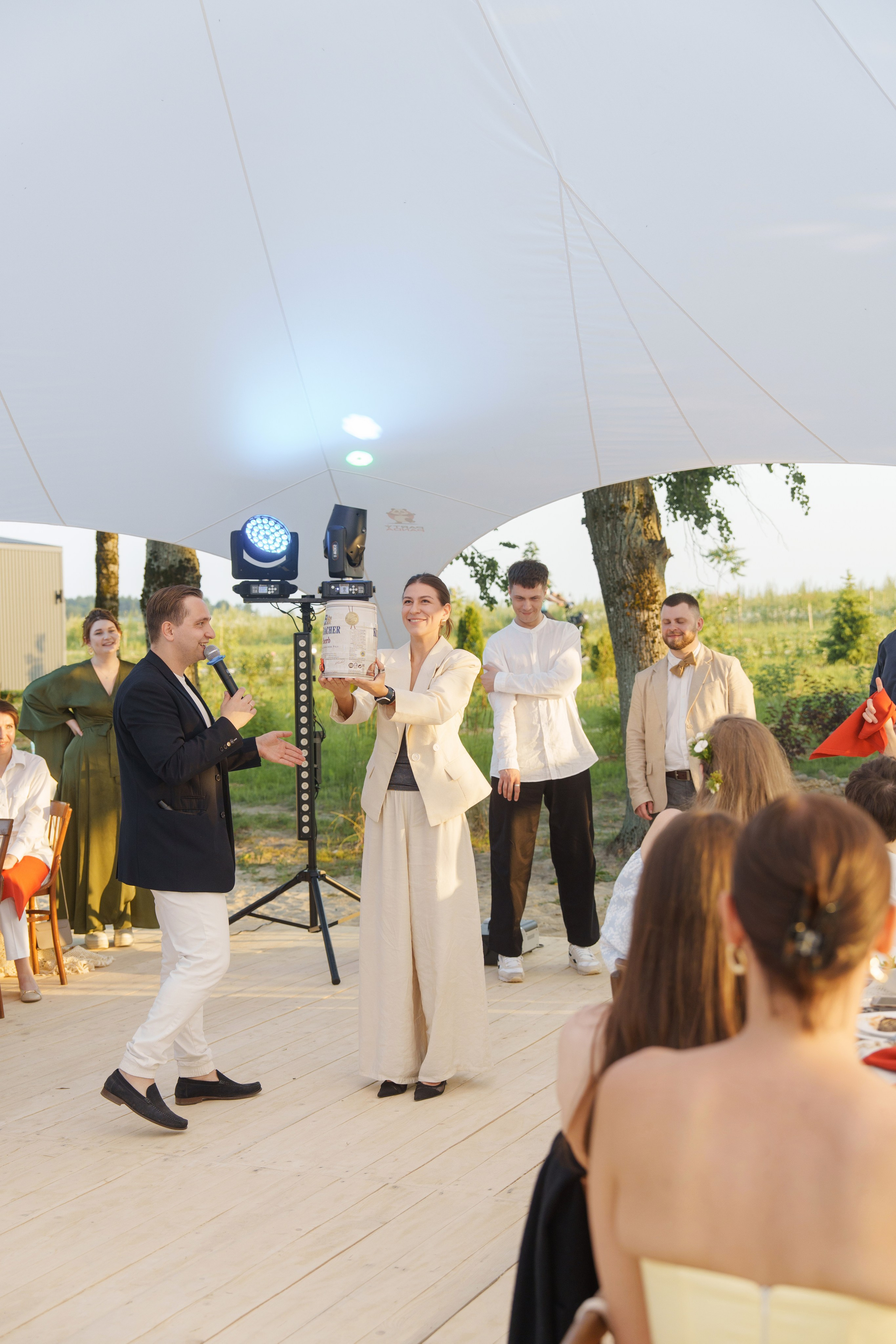 Михаил и Ольга (банкетная часть г. Брянск). Свадебный и репортажный фотограф Элина Козырьянова