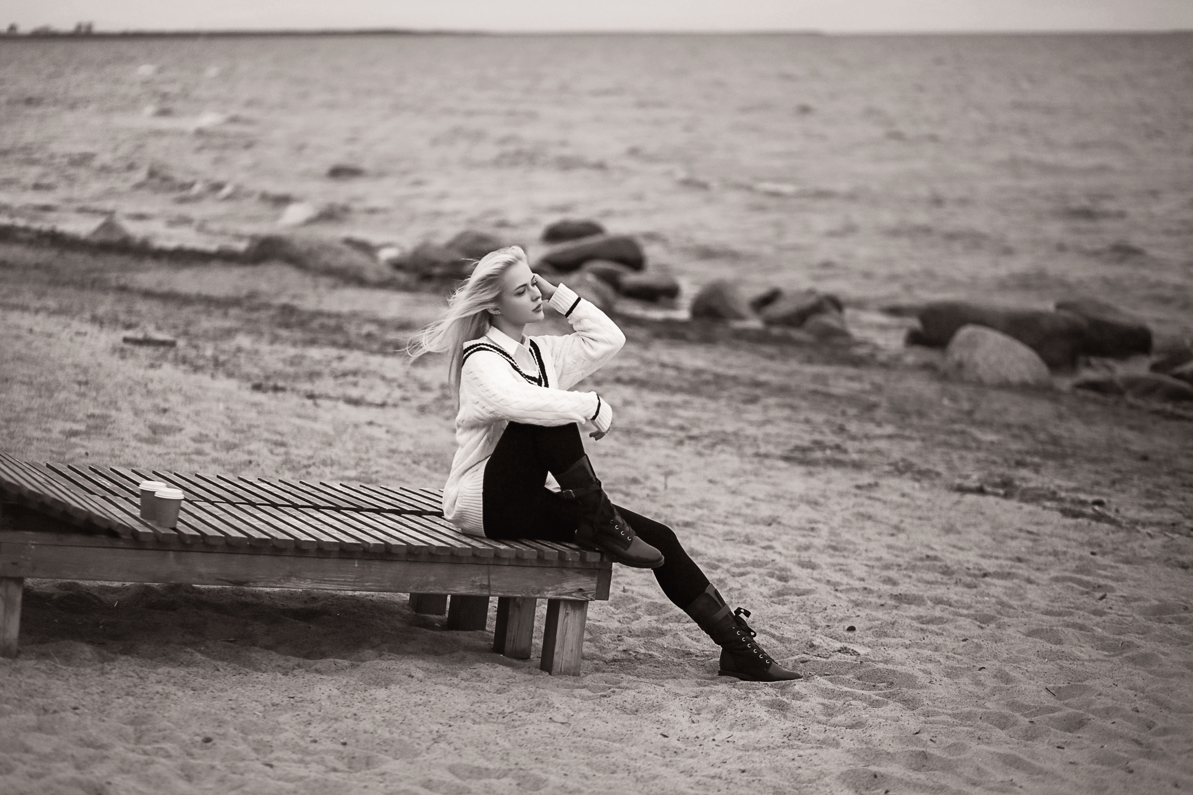 Фотосессия с белой лошадью. Фотограф женский и мужской портрет Санкт-Петербург