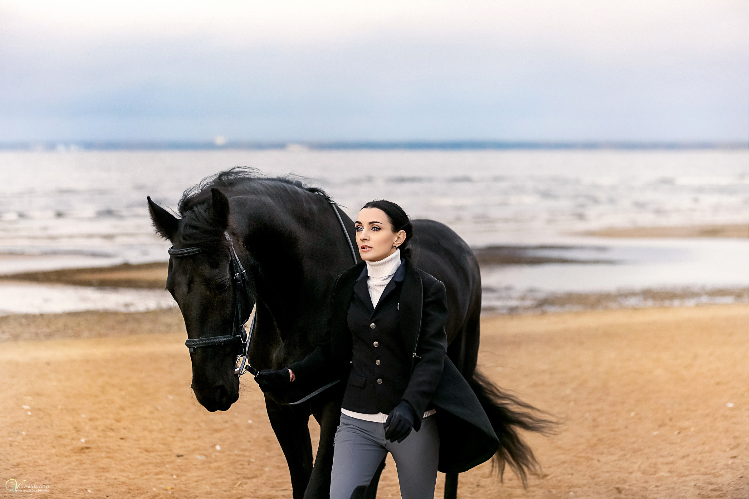 Осенняя съемка с лошадью В СПБ. Фотограф женский и мужской портрет Санкт-Петербург