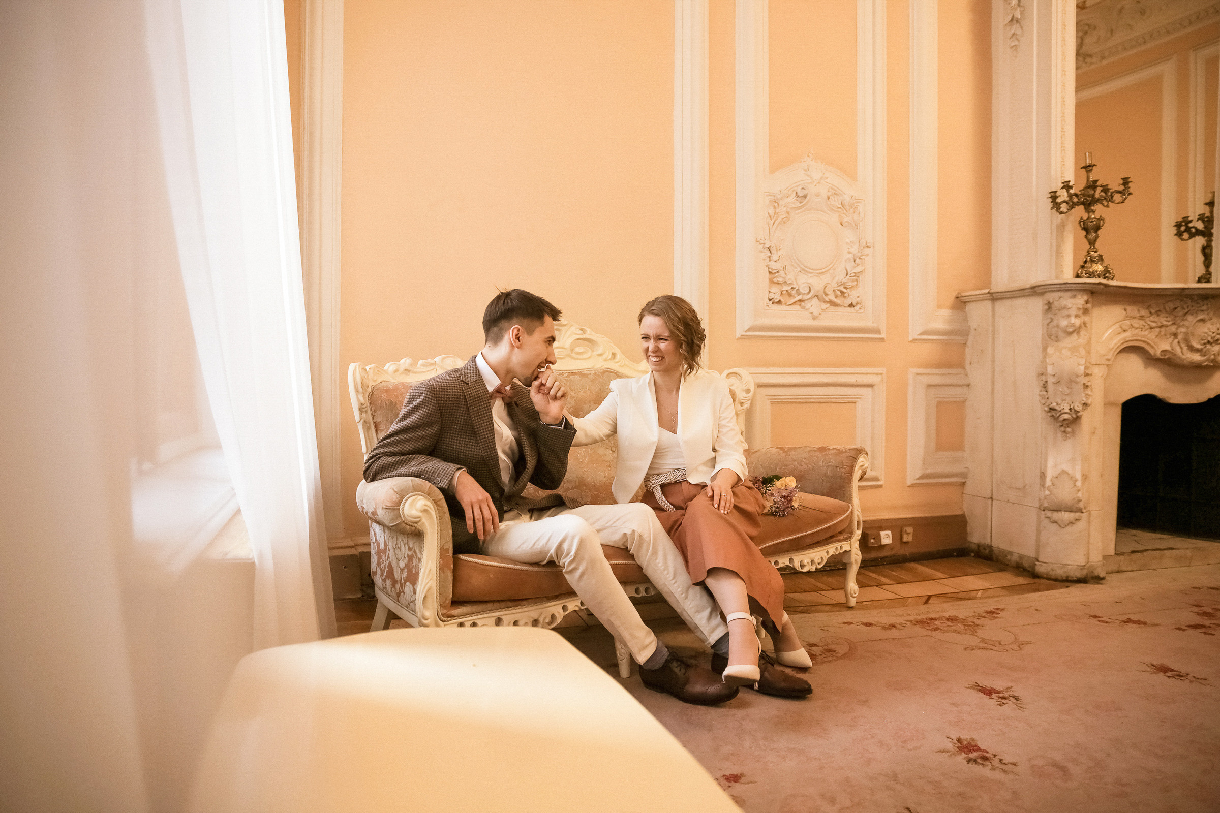 Свадьба с прогулкой по набережной. Фотограф женский и мужской портрет Санкт-Петербург