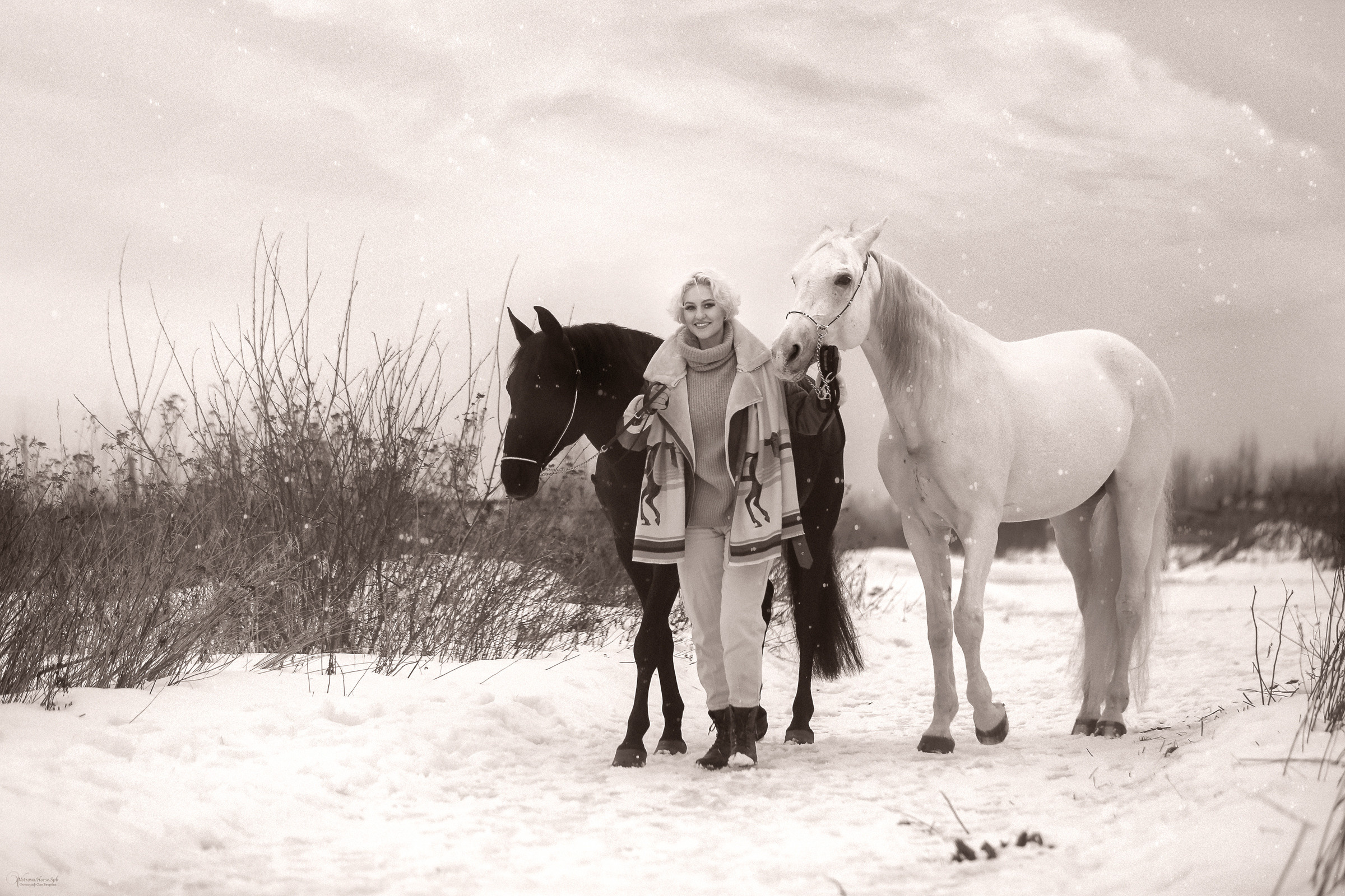 Съемка девушки и два коня. Фотограф женский и мужской портрет Санкт-Петербург