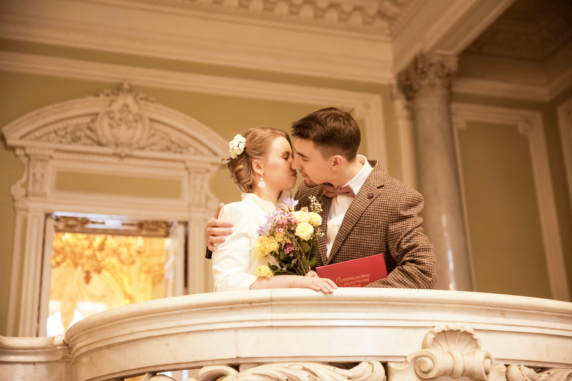 Свадьба с прогулкой по набережной. Фотограф женский и мужской портрет Санкт-Петербург