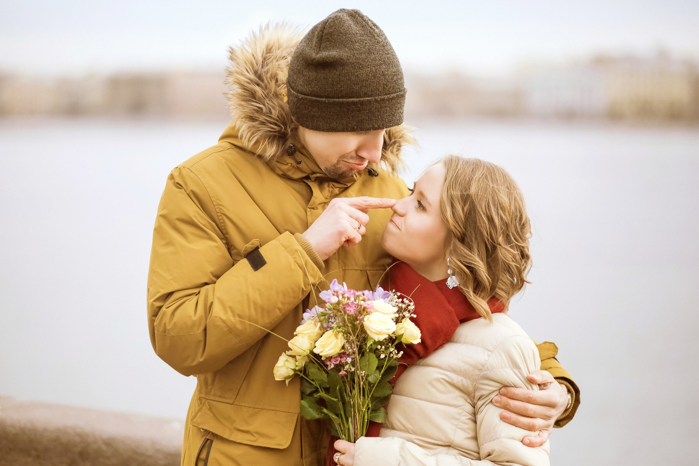 Свадьба с прогулкой по набережной. Фотограф женский и мужской портрет Санкт-Петербург