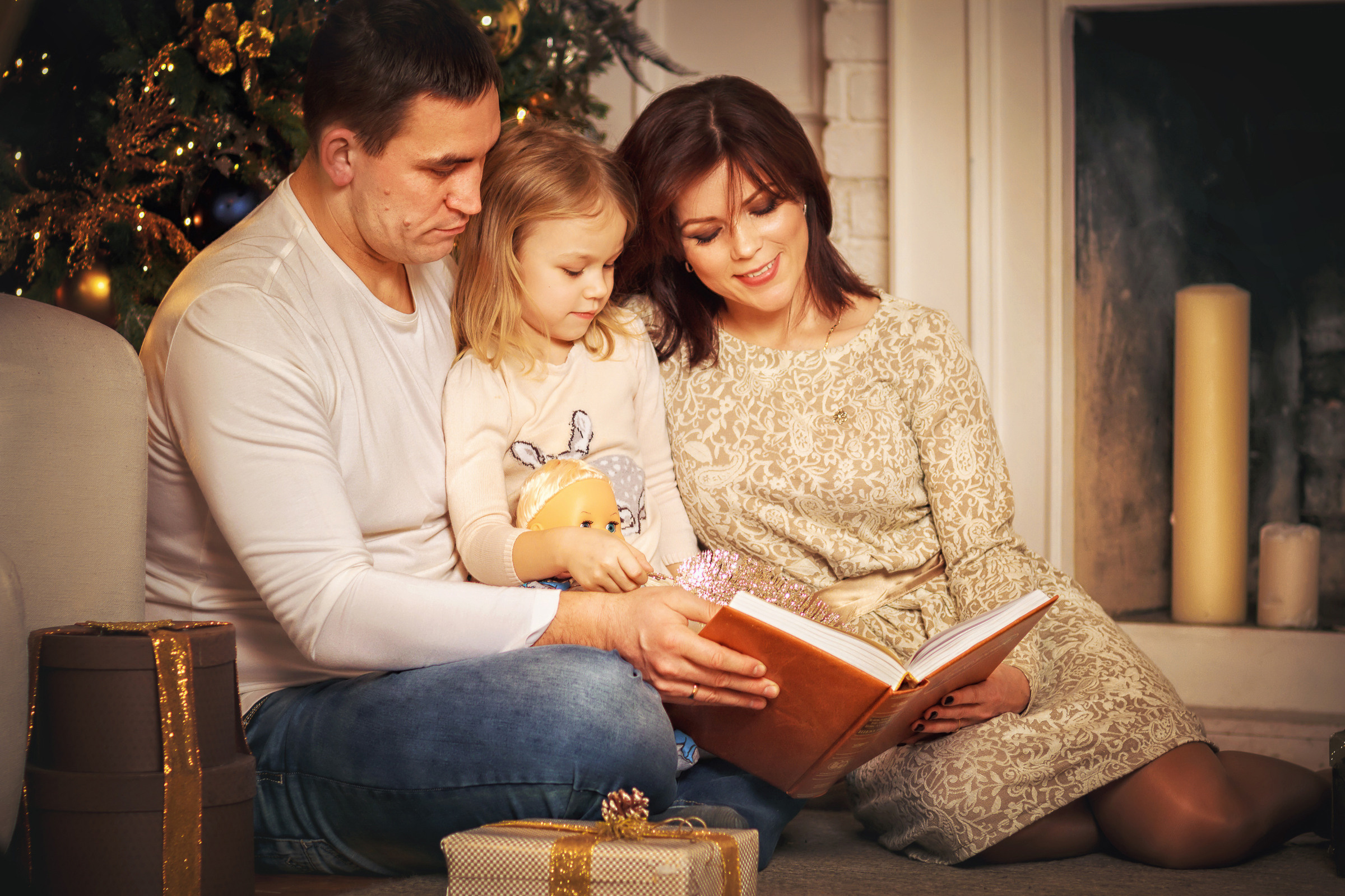 Семейная фотосессия в студии всей семьей. Фотограф женский и мужской портрет Санкт-Петербург