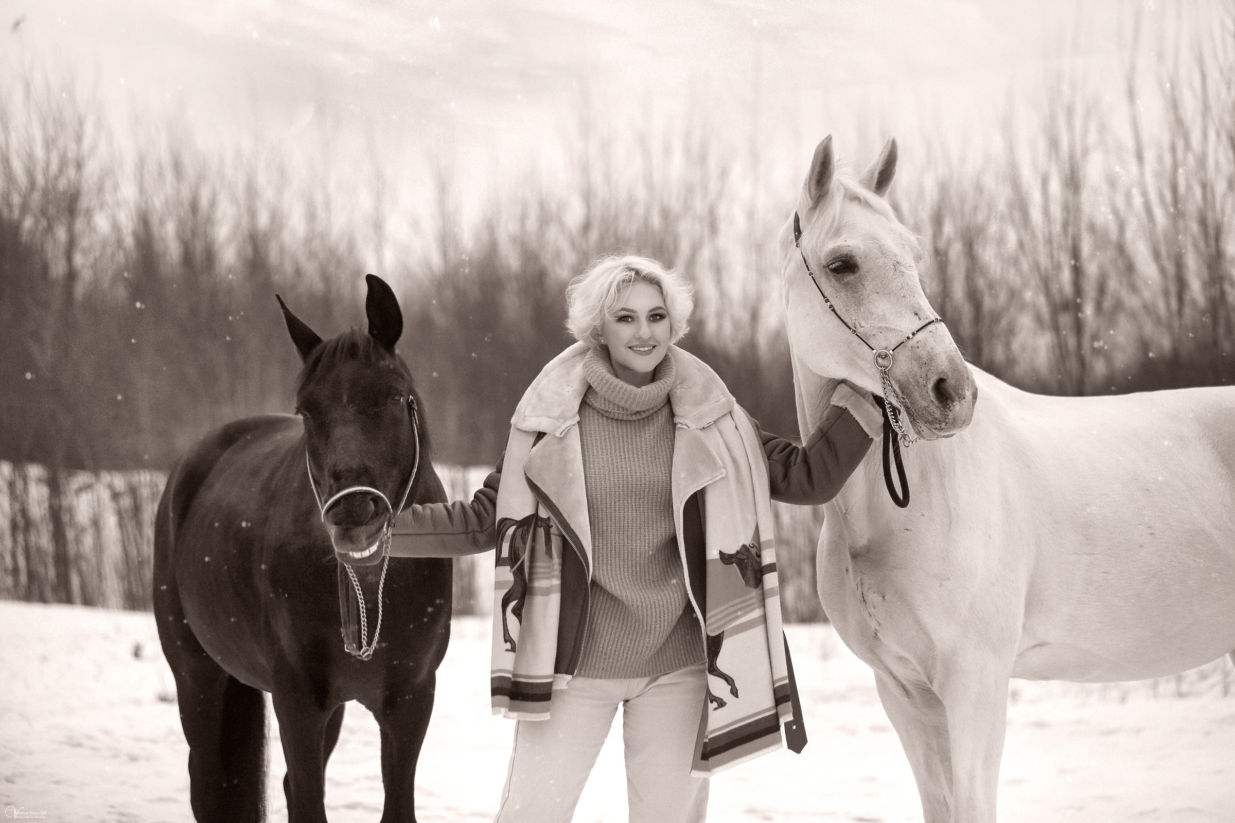 Съемка девушки и два коня. Фотограф женский и мужской портрет Санкт-Петербург