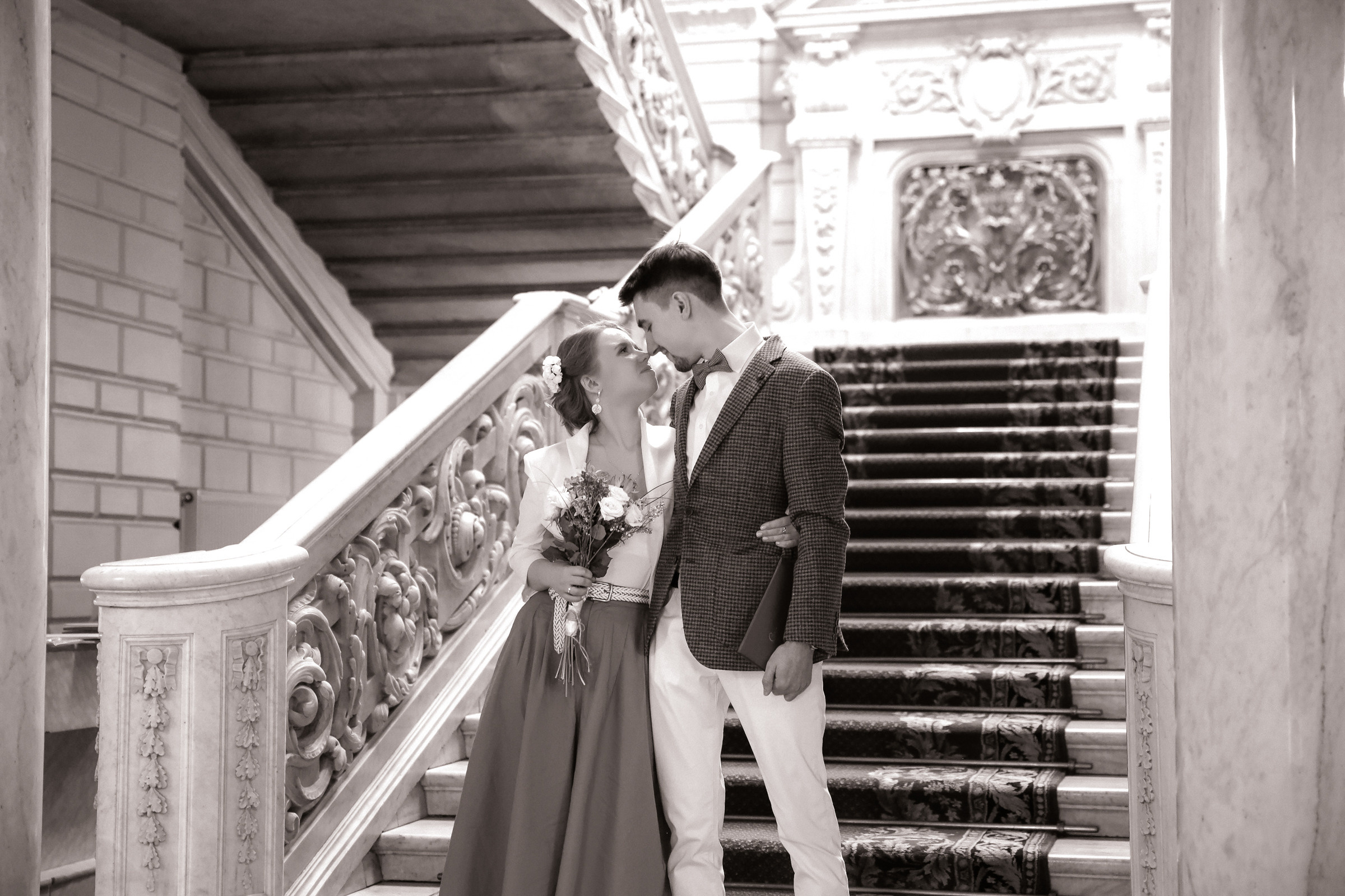 Свадьба с прогулкой по набережной. Фотограф женский и мужской портрет Санкт-Петербург