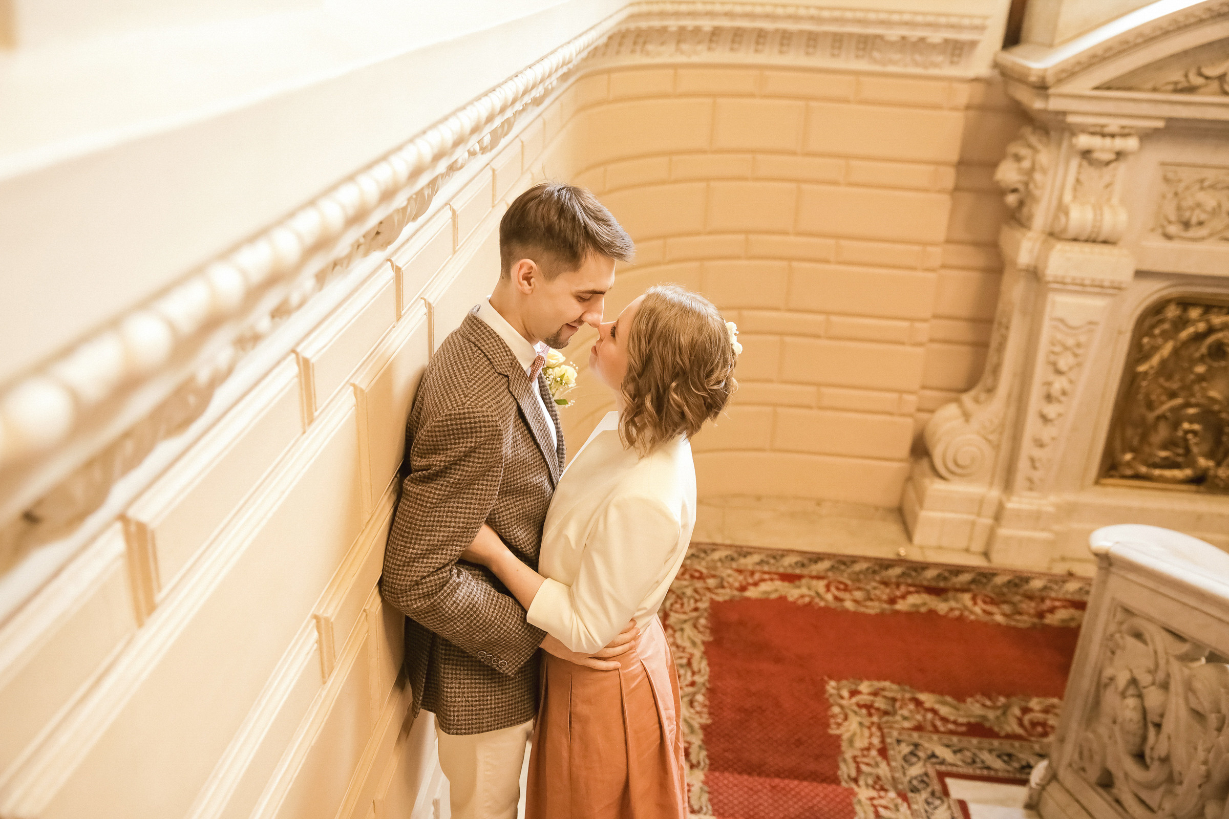 Свадьба с прогулкой по набережной. Фотограф женский и мужской портрет Санкт-Петербург