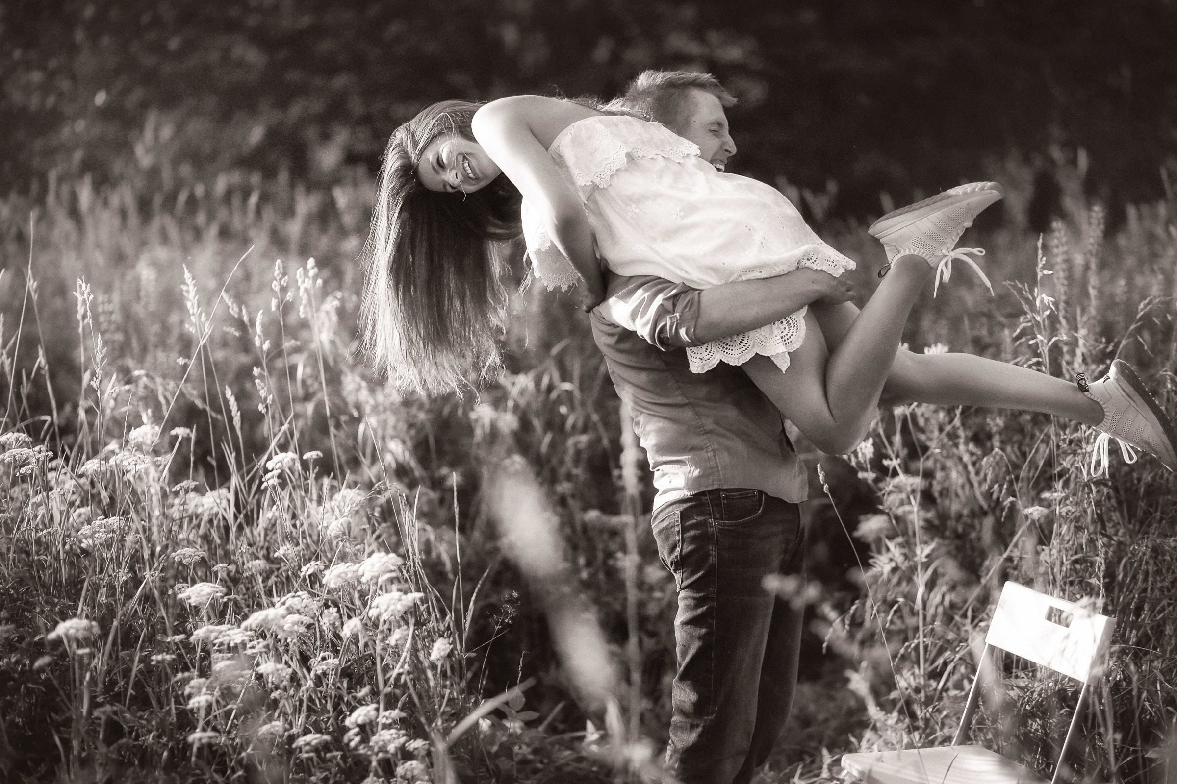 Фотосессия с люпинами. Фотограф женский и мужской портрет Санкт-Петербург