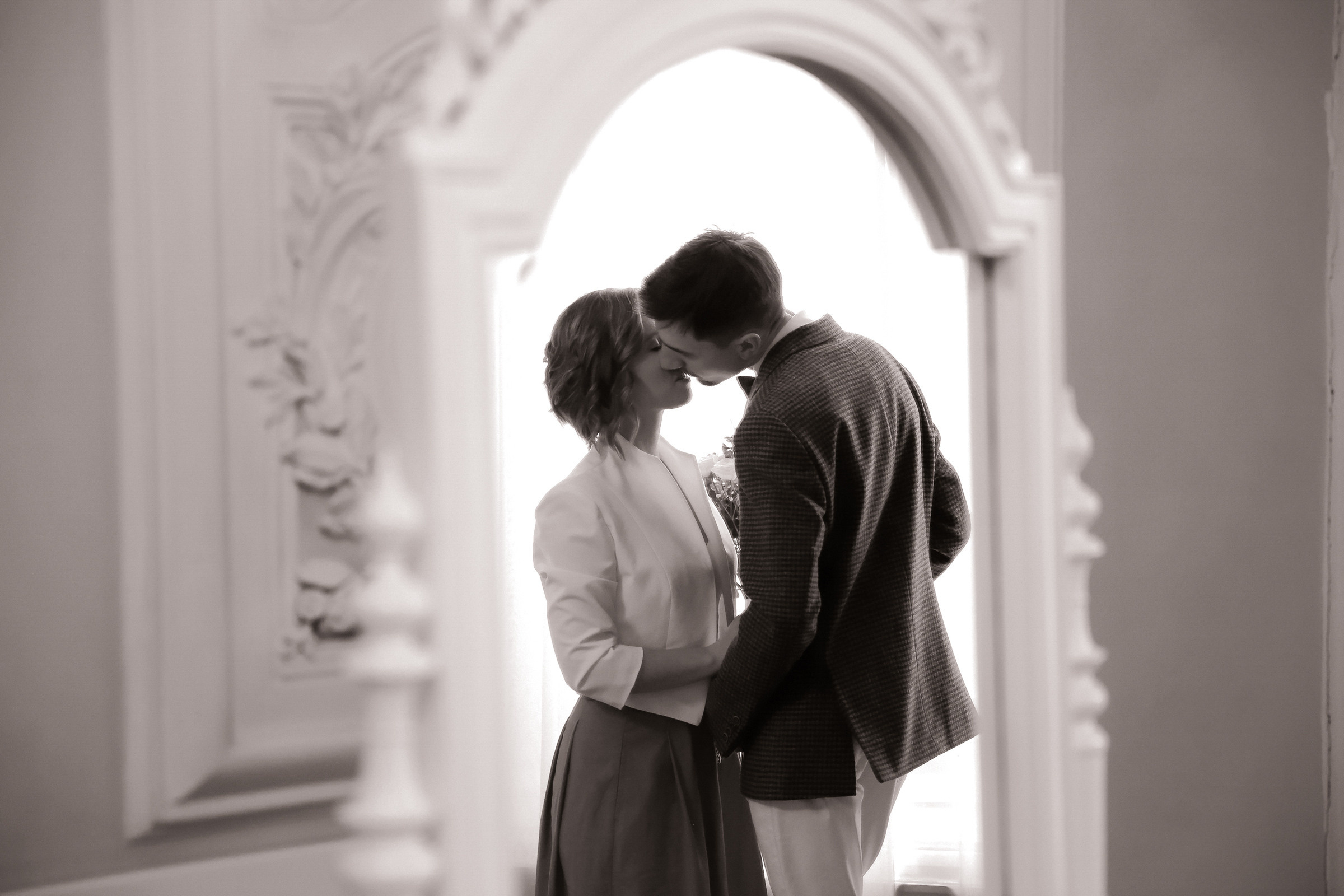 Свадьба с прогулкой по набережной. Фотограф женский и мужской портрет Санкт-Петербург