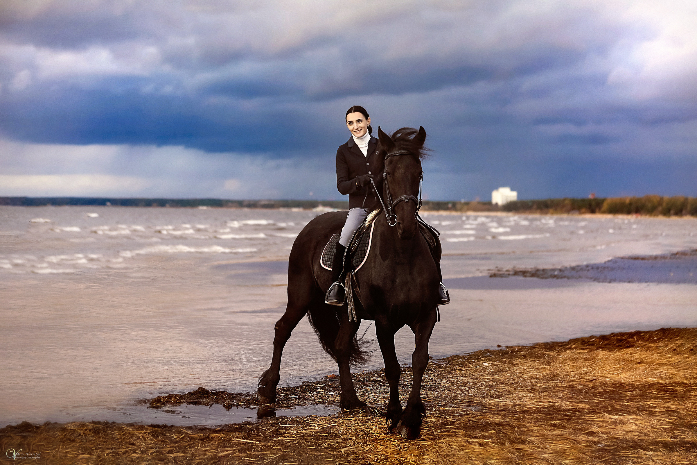 Осенняя съемка с лошадью В СПБ. Фотограф женский и мужской портрет Санкт-Петербург