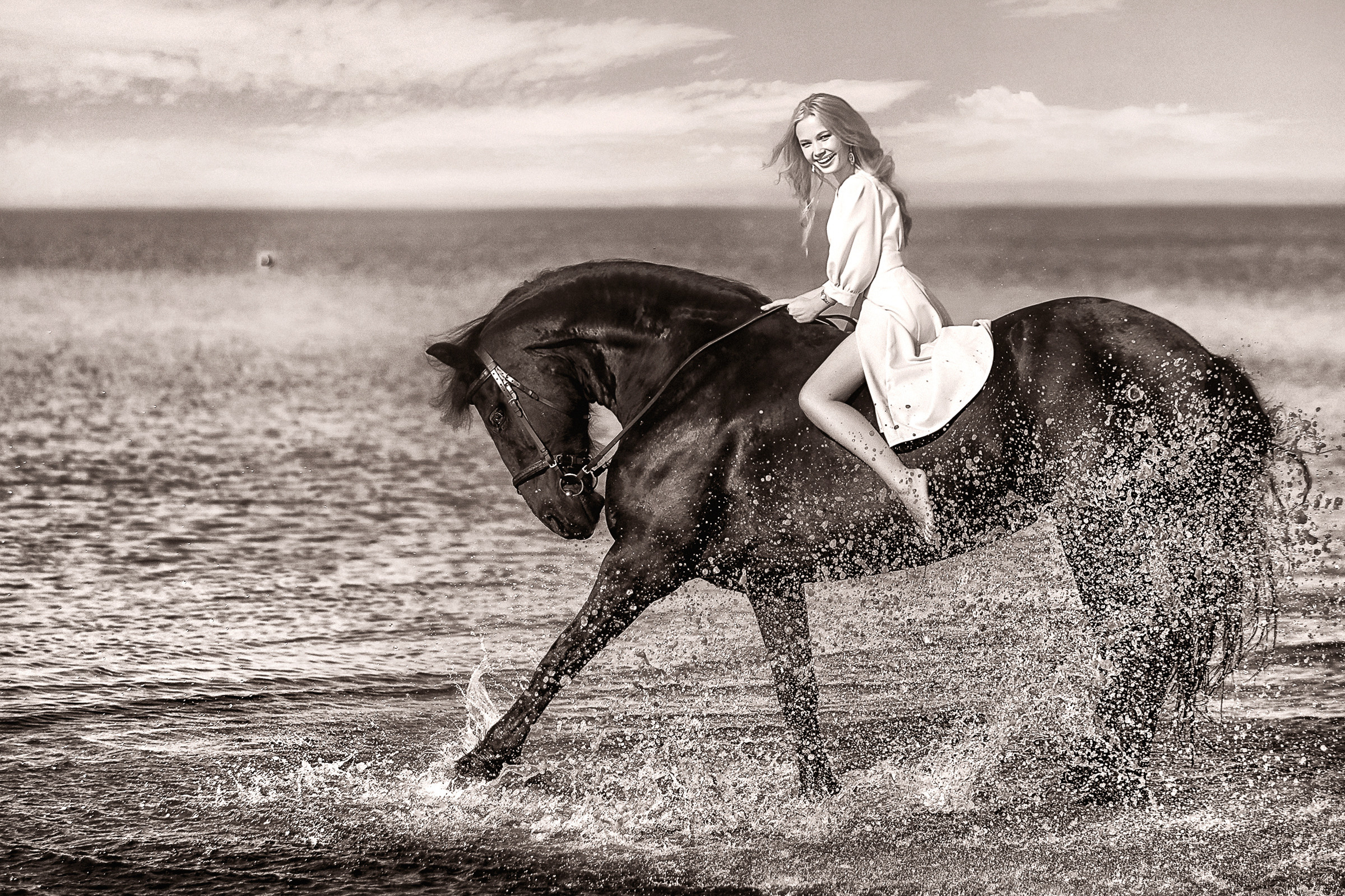 Фотосессия с вороным конем в СПб. Фотограф женский и мужской портрет Санкт-Петербург