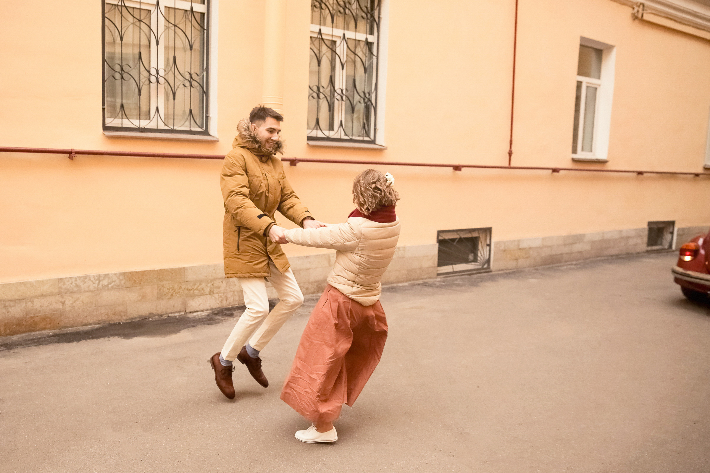 Свадьба с прогулкой по набережной. Фотограф женский и мужской портрет Санкт-Петербург
