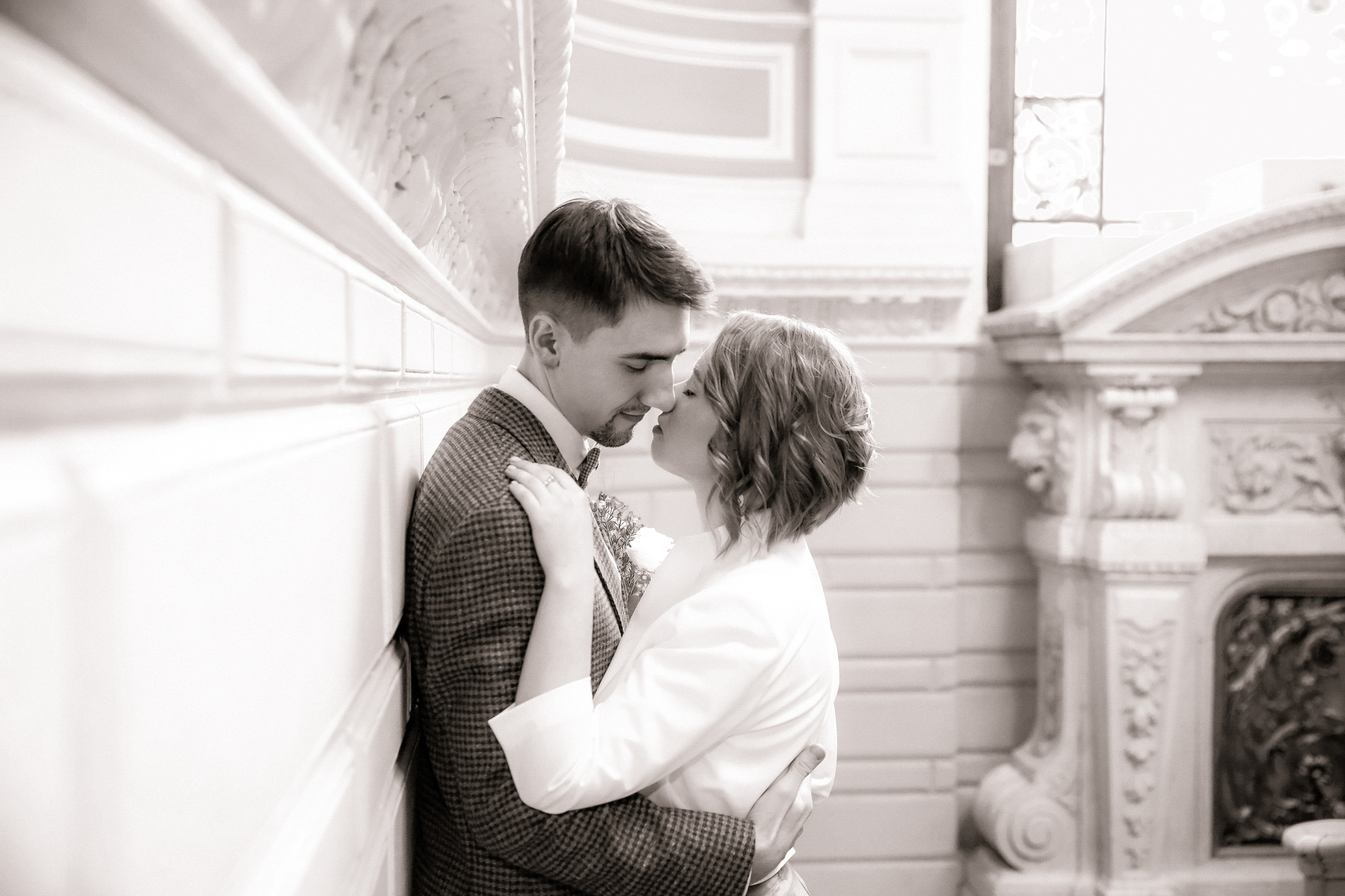 Свадьба с прогулкой по набережной. Фотограф женский и мужской портрет Санкт-Петербург