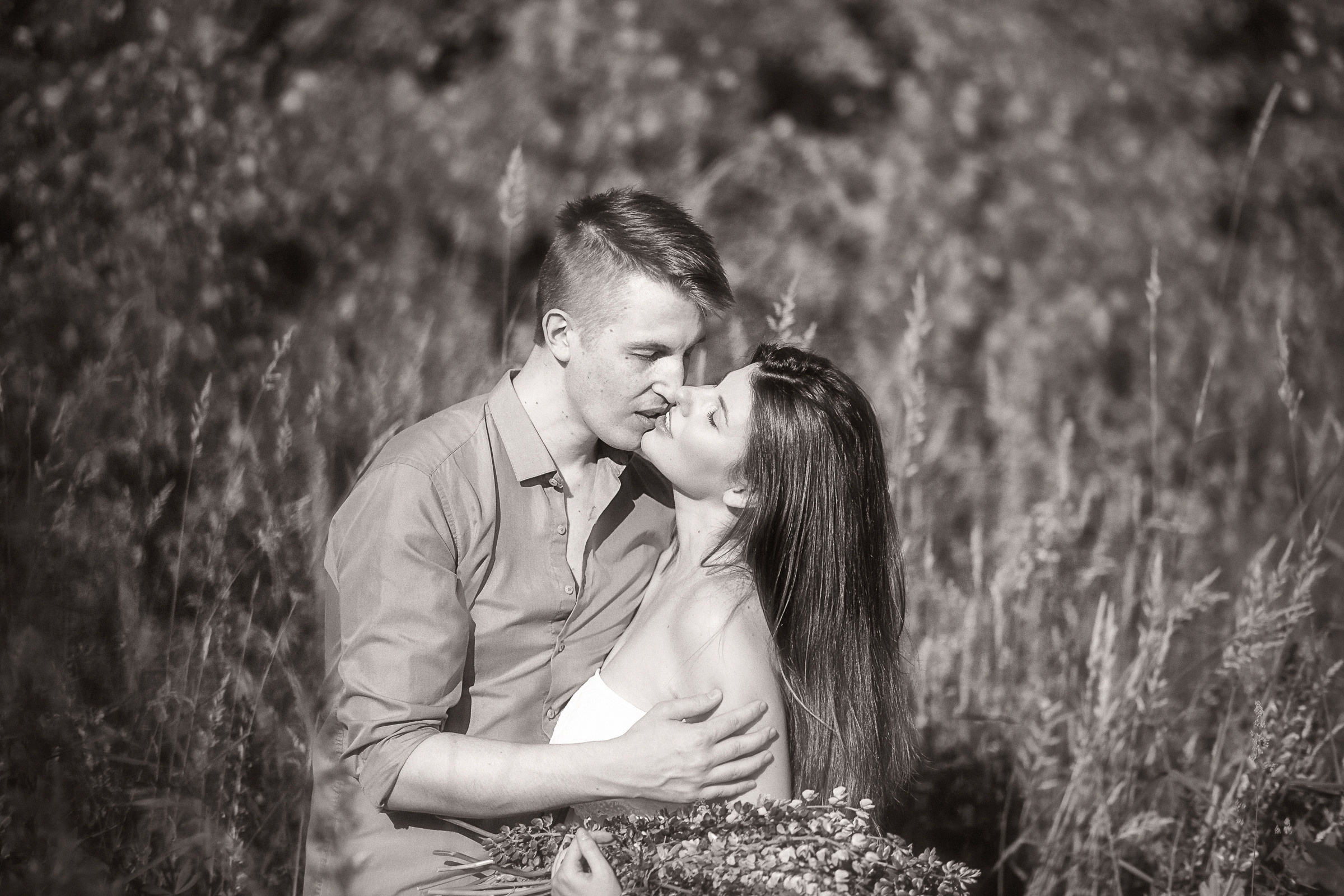 Фотосессия с люпинами. Фотограф женский и мужской портрет Санкт-Петербург