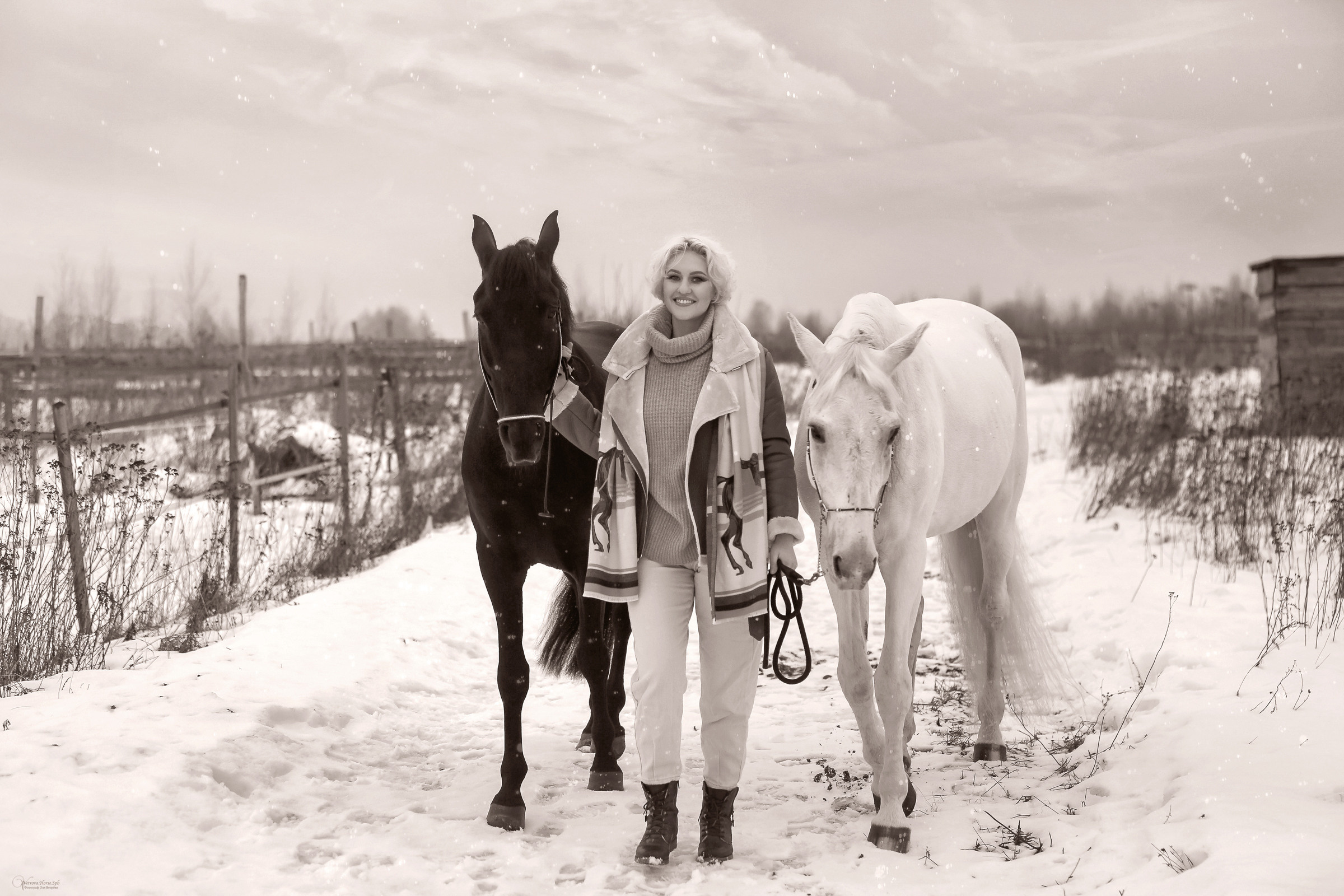 Съемка девушки и два коня. Фотограф женский и мужской портрет Санкт-Петербург