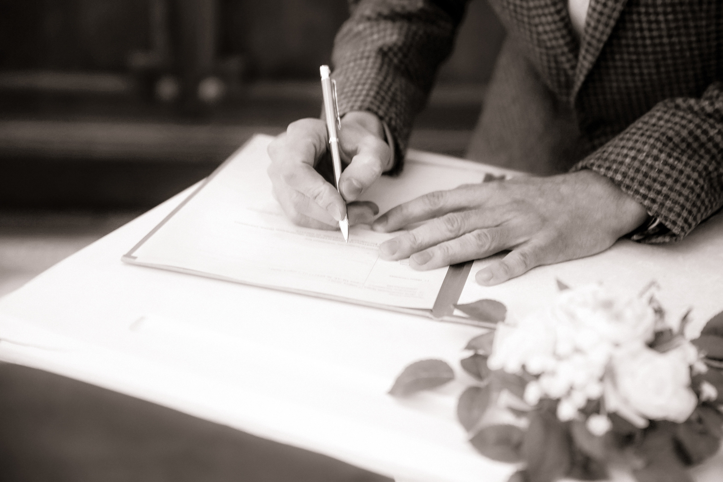 Свадьба с прогулкой по набережной. Фотограф женский и мужской портрет Санкт-Петербург