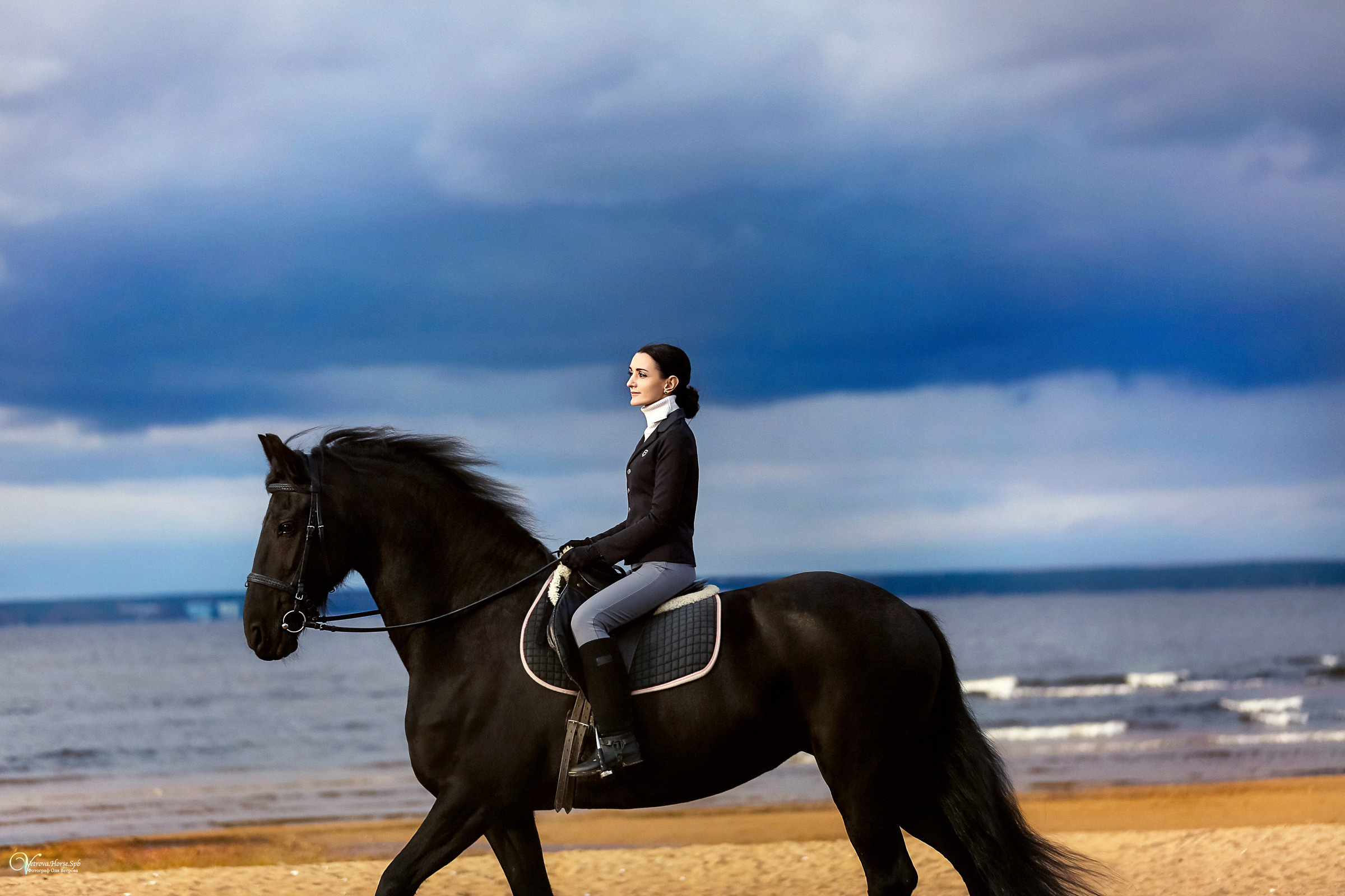 Осенняя съемка с лошадью В СПБ. Фотограф женский и мужской портрет Санкт-Петербург