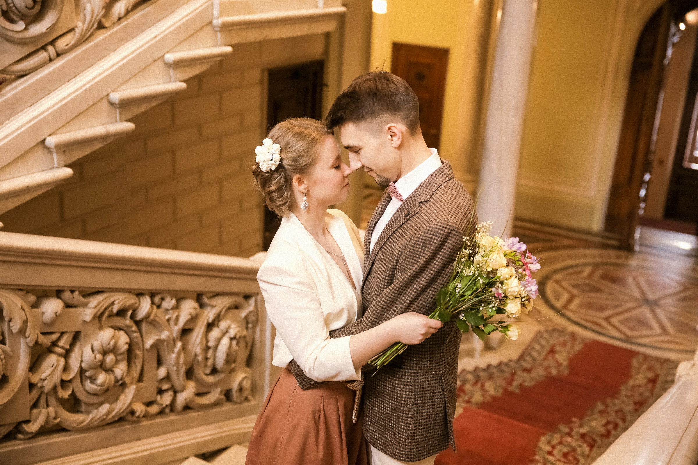 Свадьба с прогулкой по набережной. Фотограф женский и мужской портрет Санкт-Петербург