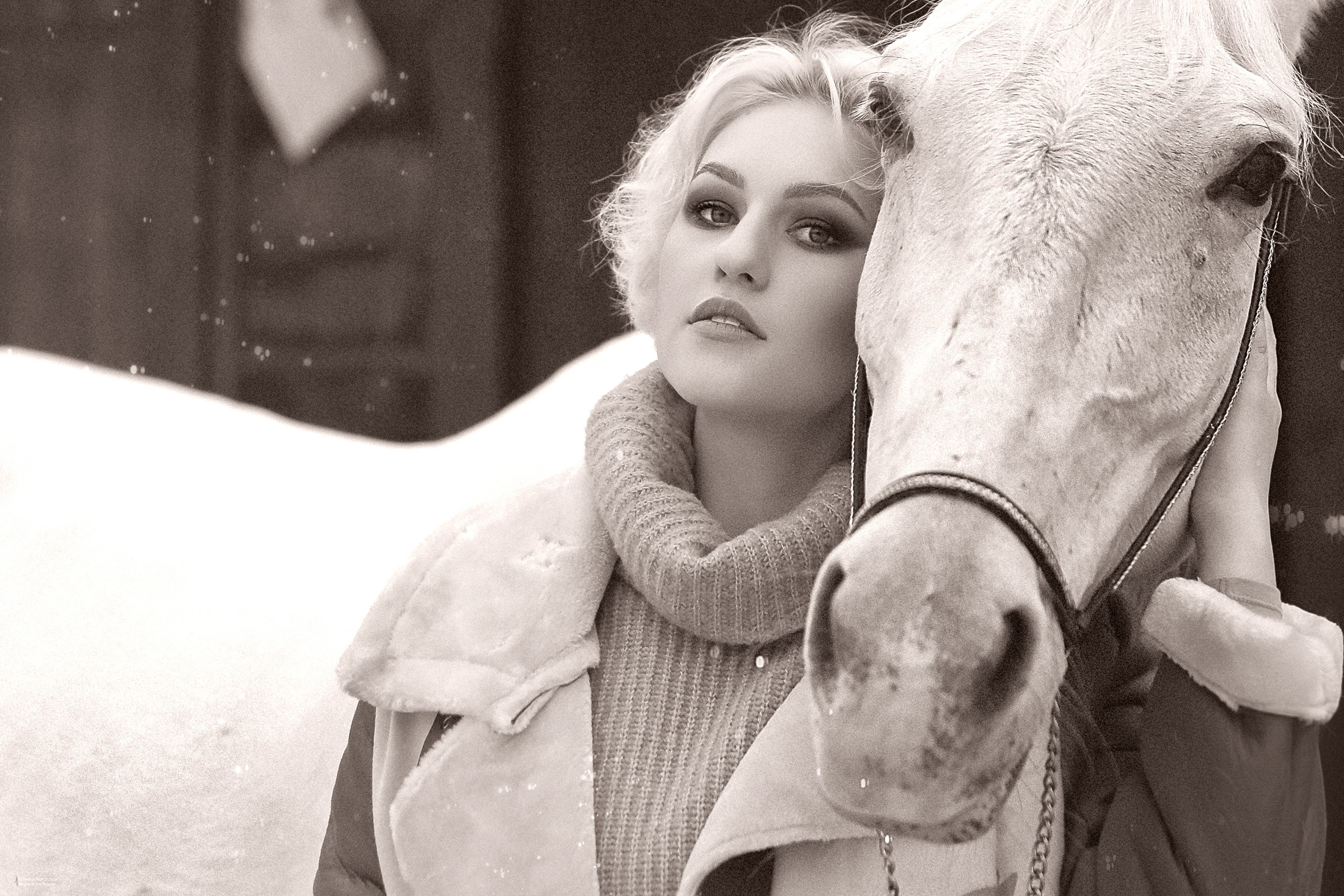 Съемка у конюшни. Фотограф женский и мужской портрет Санкт-Петербург