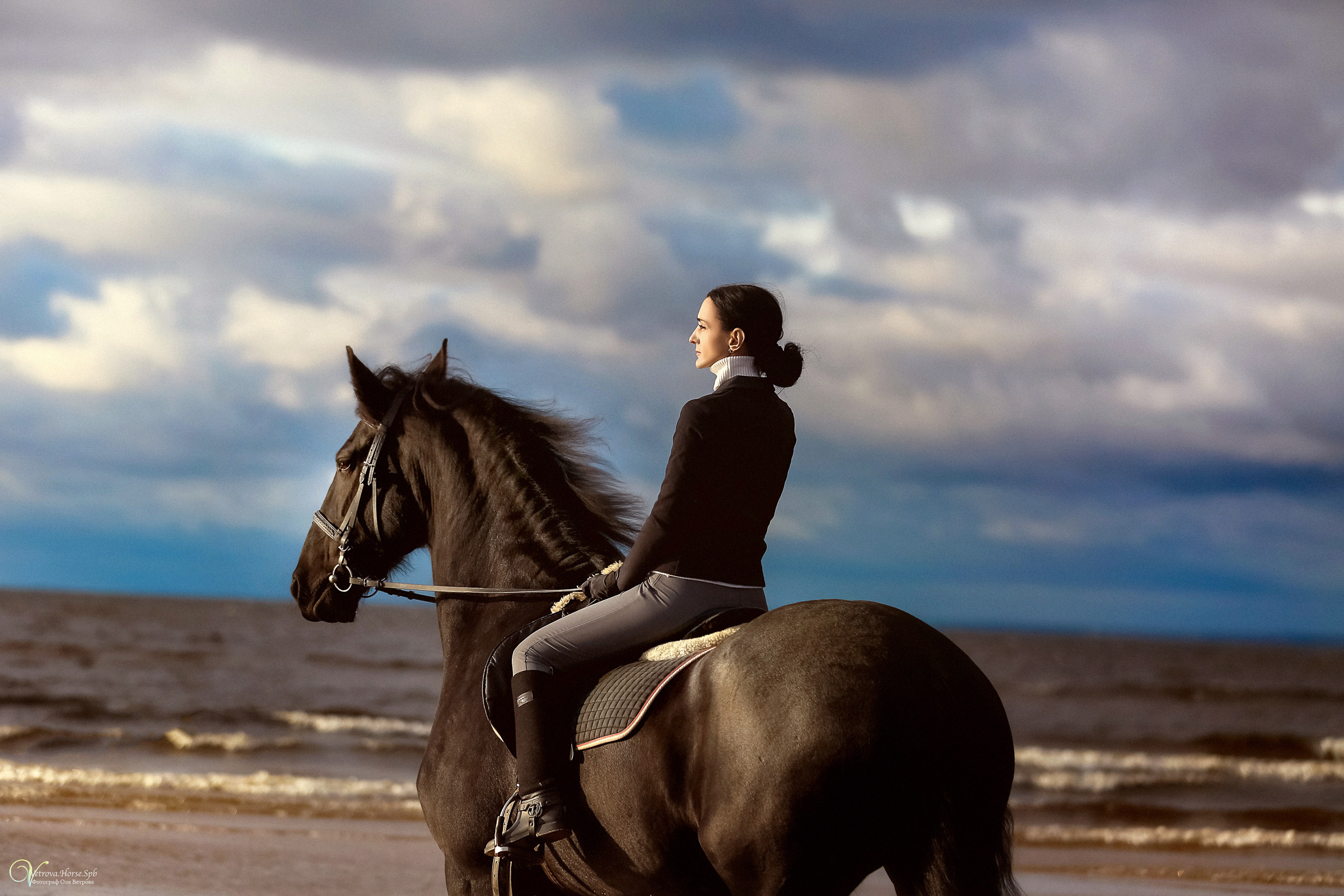 Осенняя съемка с лошадью В СПБ. Фотограф женский и мужской портрет Санкт-Петербург