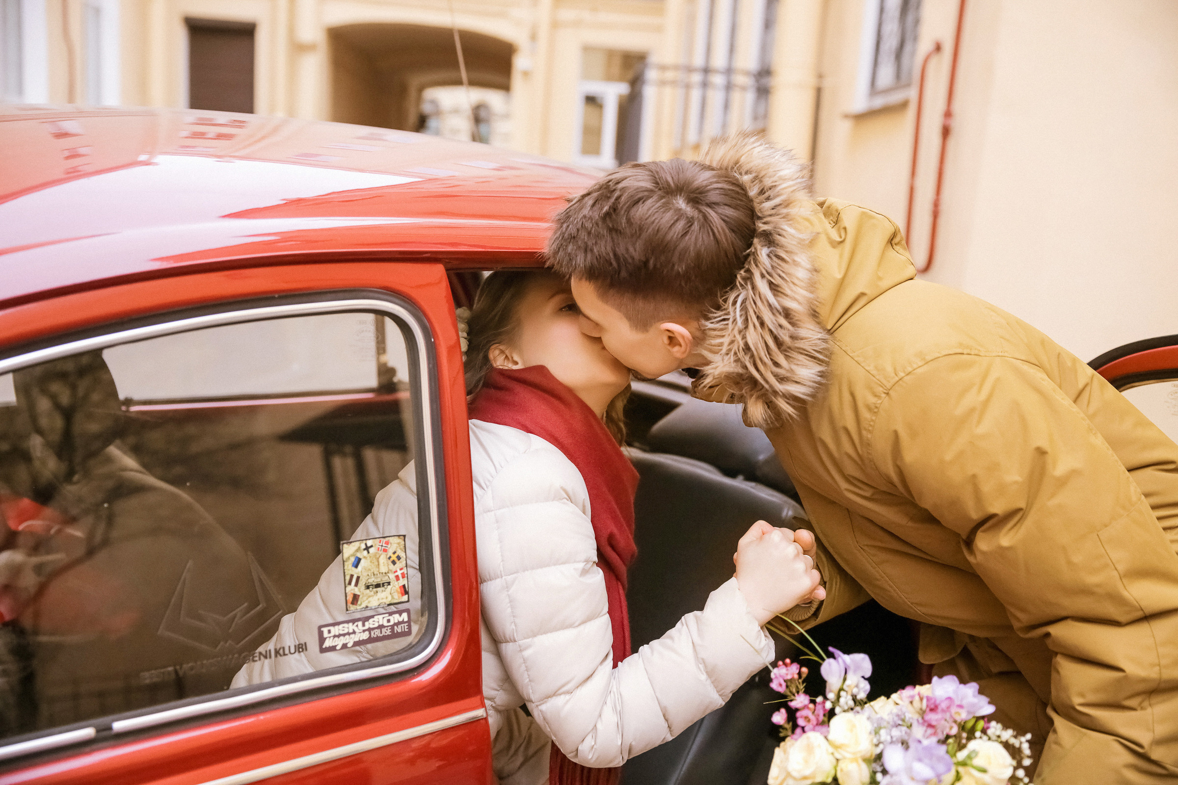Свадьба с прогулкой по набережной. Фотограф женский и мужской портрет Санкт-Петербург