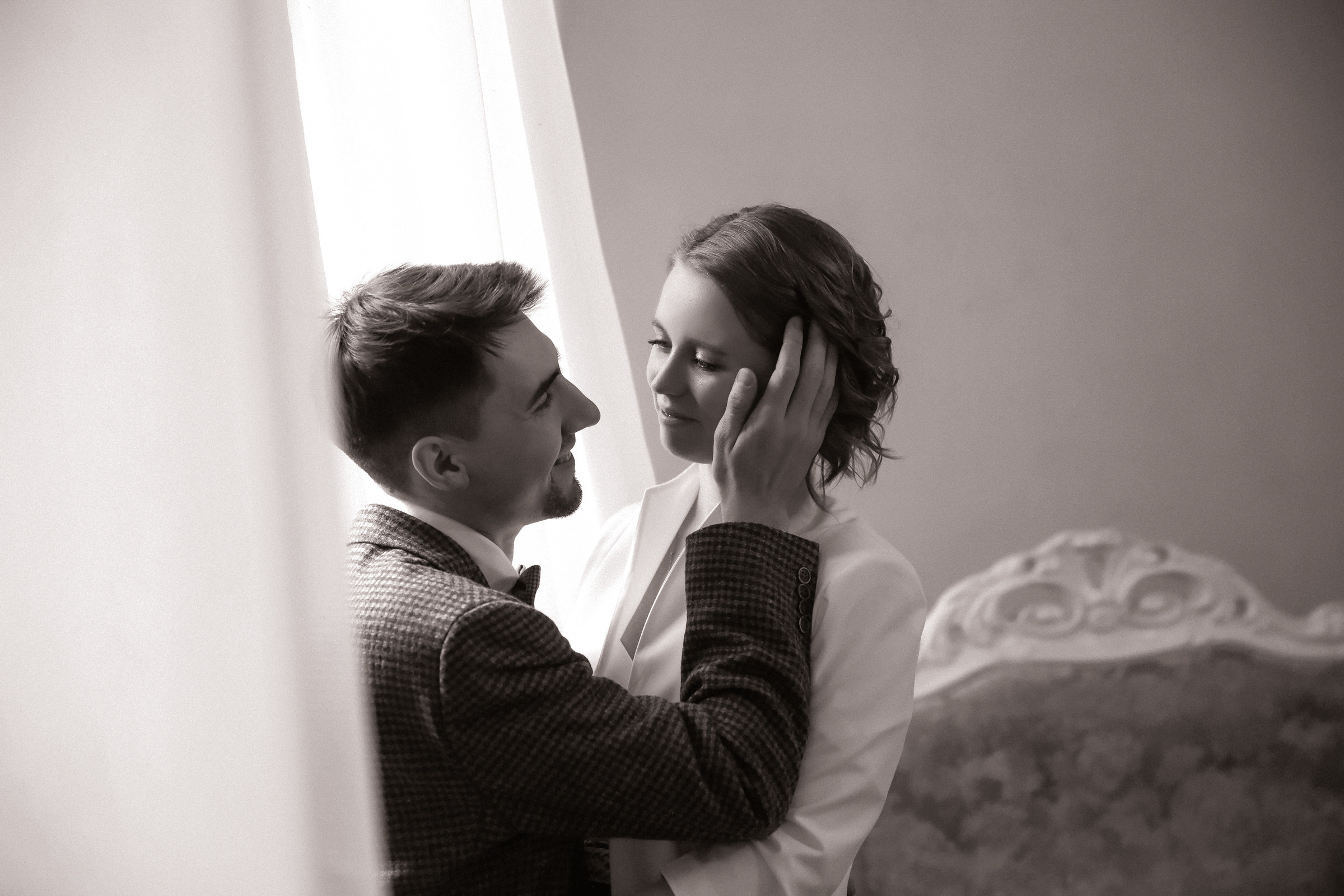 Свадьба с прогулкой по набережной. Фотограф женский и мужской портрет Санкт-Петербург