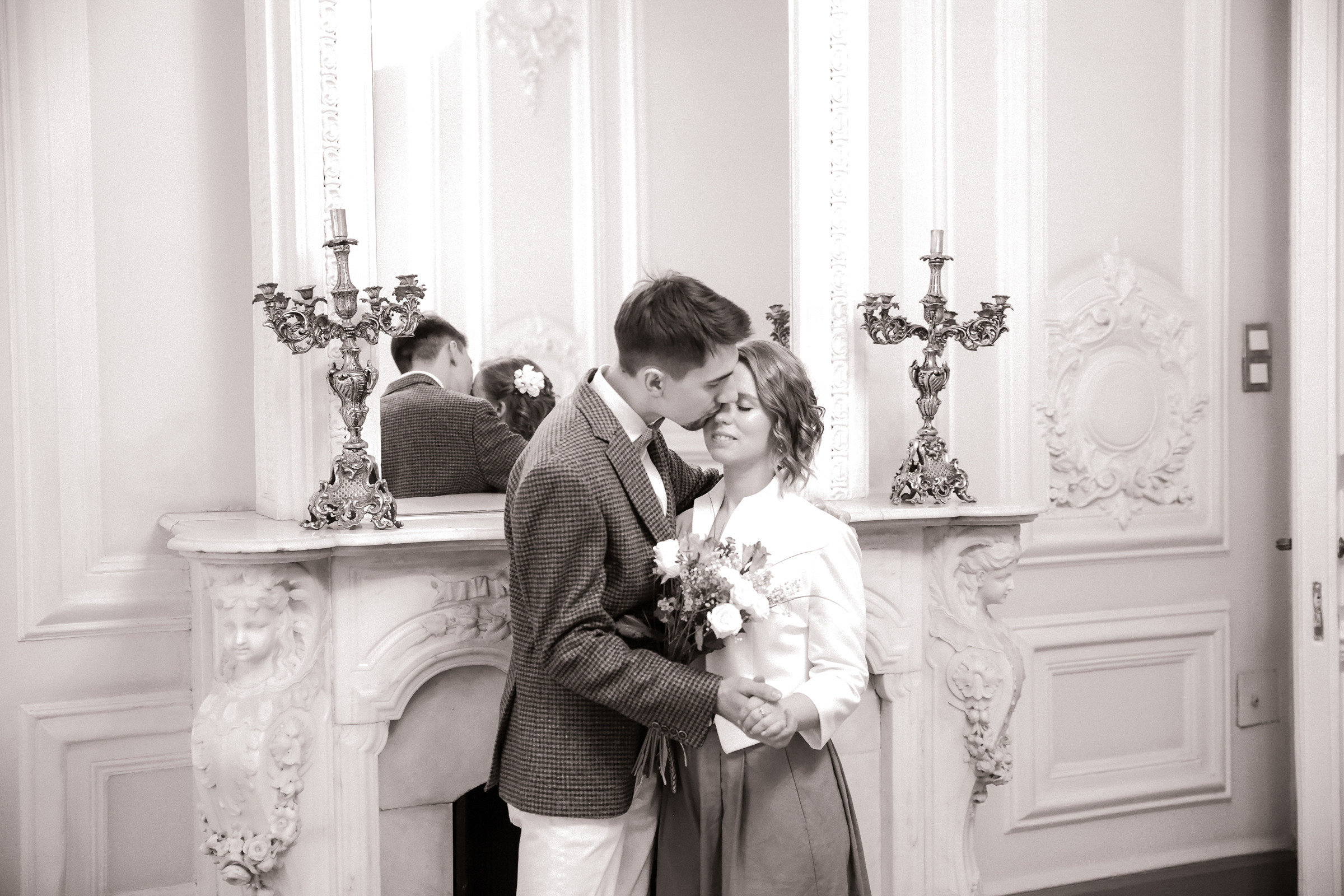 Свадьба с прогулкой по набережной. Фотограф женский и мужской портрет Санкт-Петербург