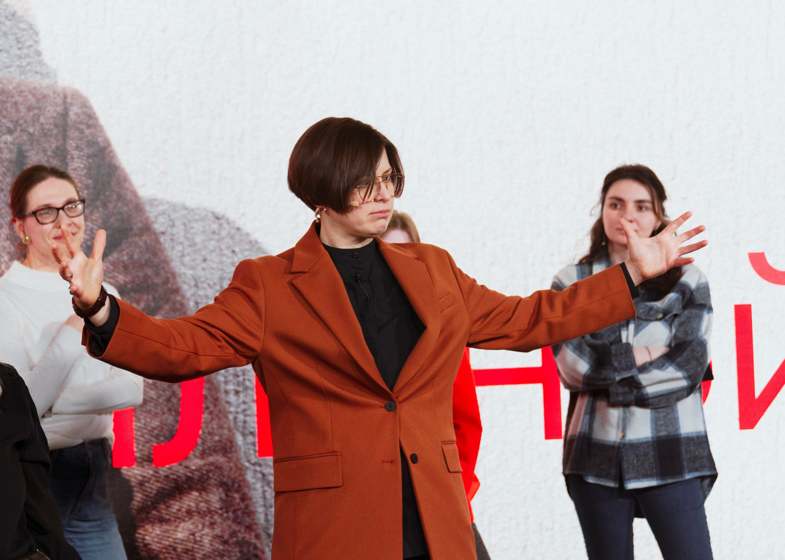 Спикер TEDX / Автор трансформационной игры (Путь Героя). Свадебный фотограф в Москве Кристина Чехова