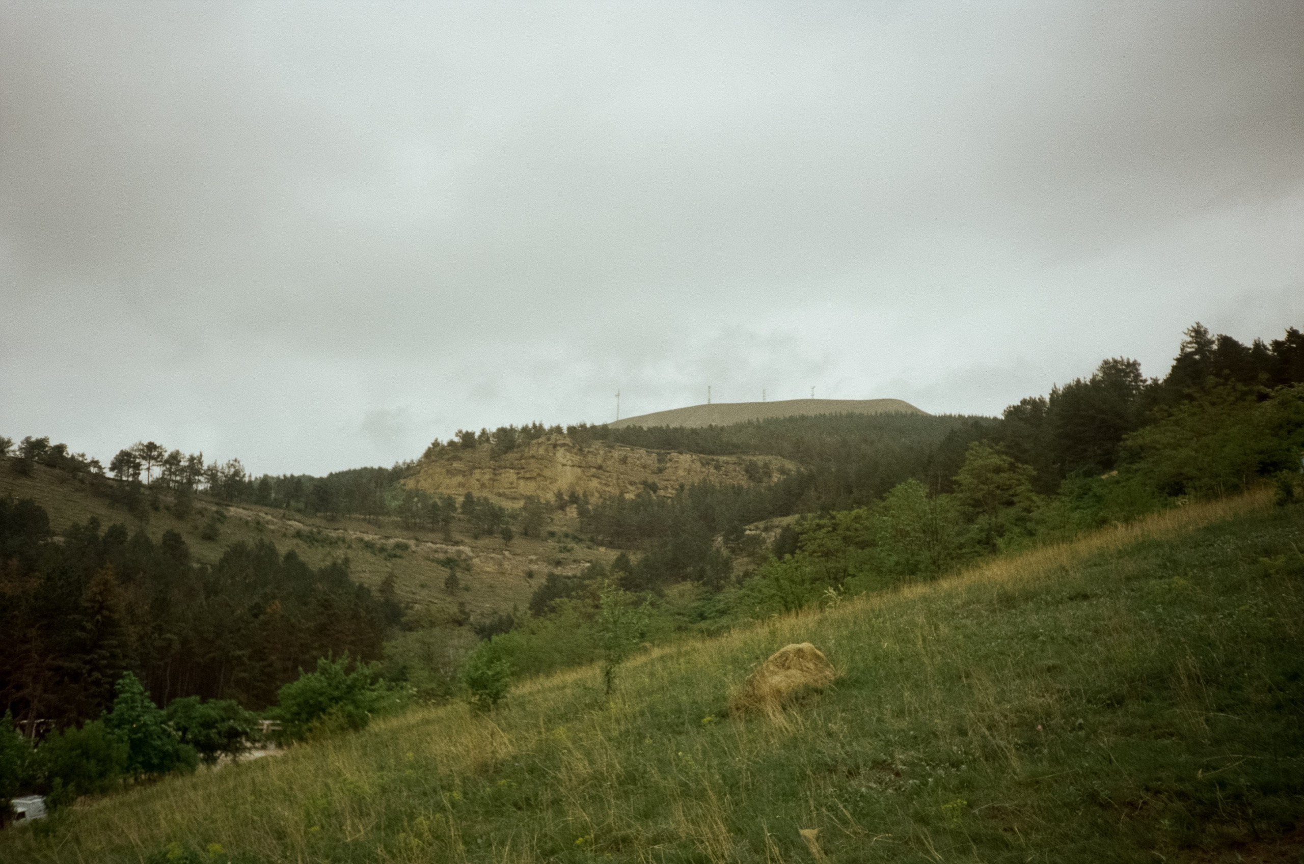 Дорога к Джилы-Су и туманные пейзажи в горах. Гора-кольцо. Фотограф-документалист Мария Осокина