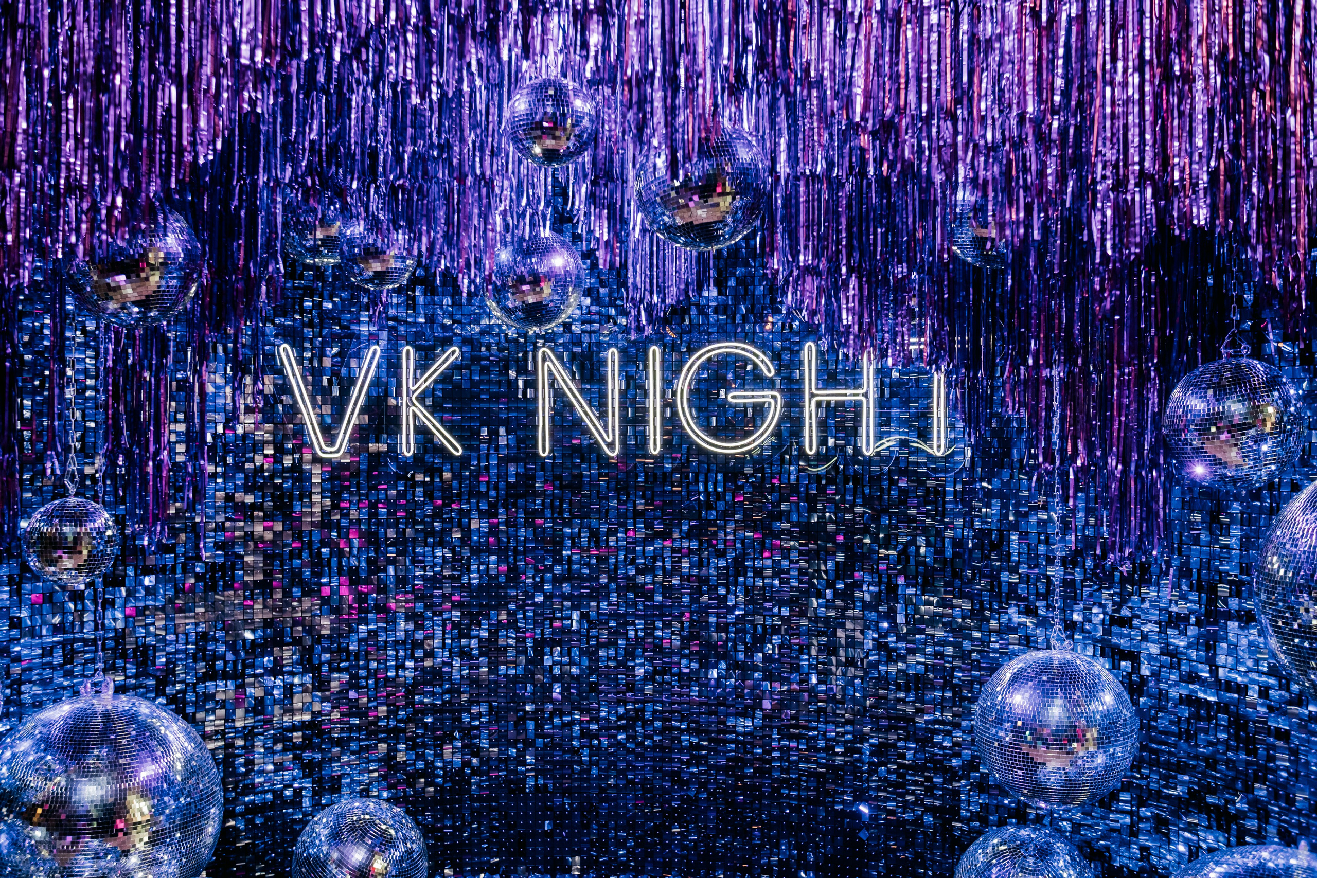 VK NIGHT SPb. Репортажный и портретный фотограф в Москве Илья Спиридонов