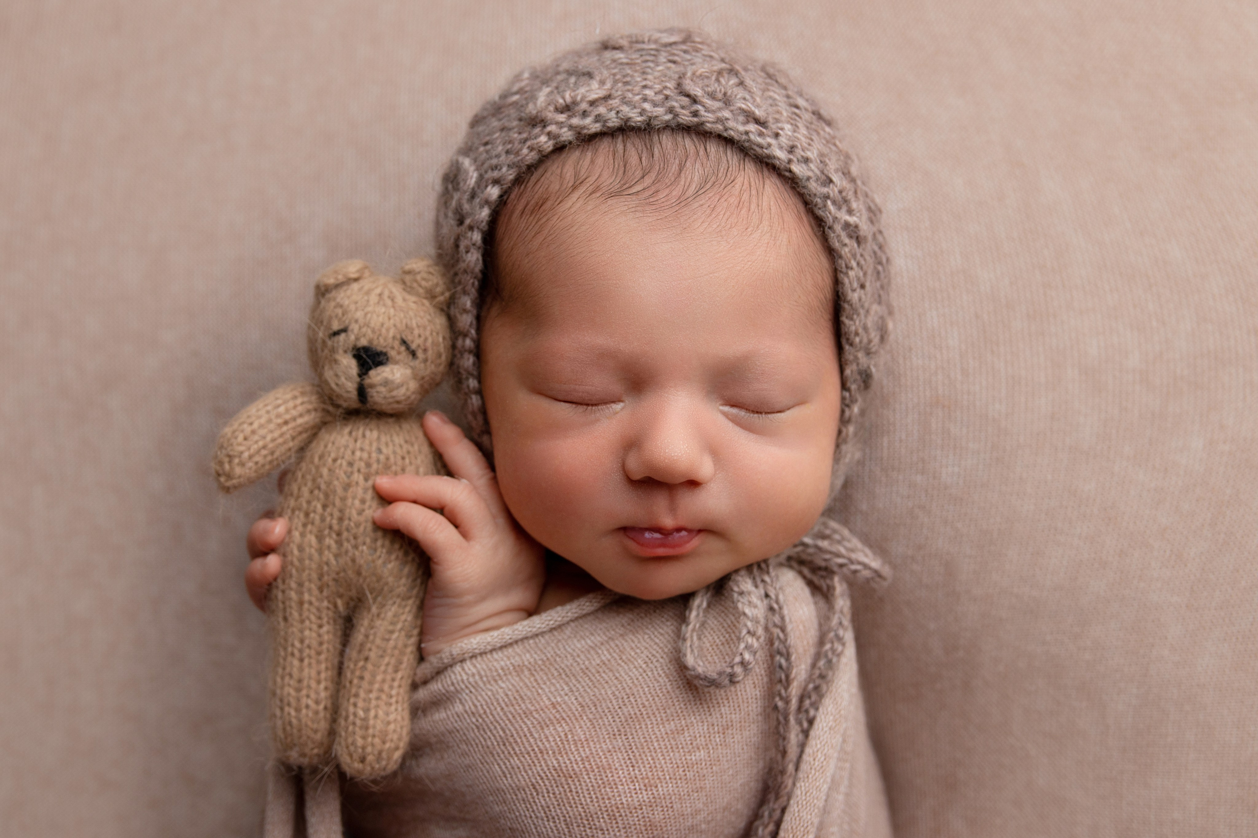 Ньюборн. Фотограф новорожденных Оренбург и свадебный фотограф Оренбург