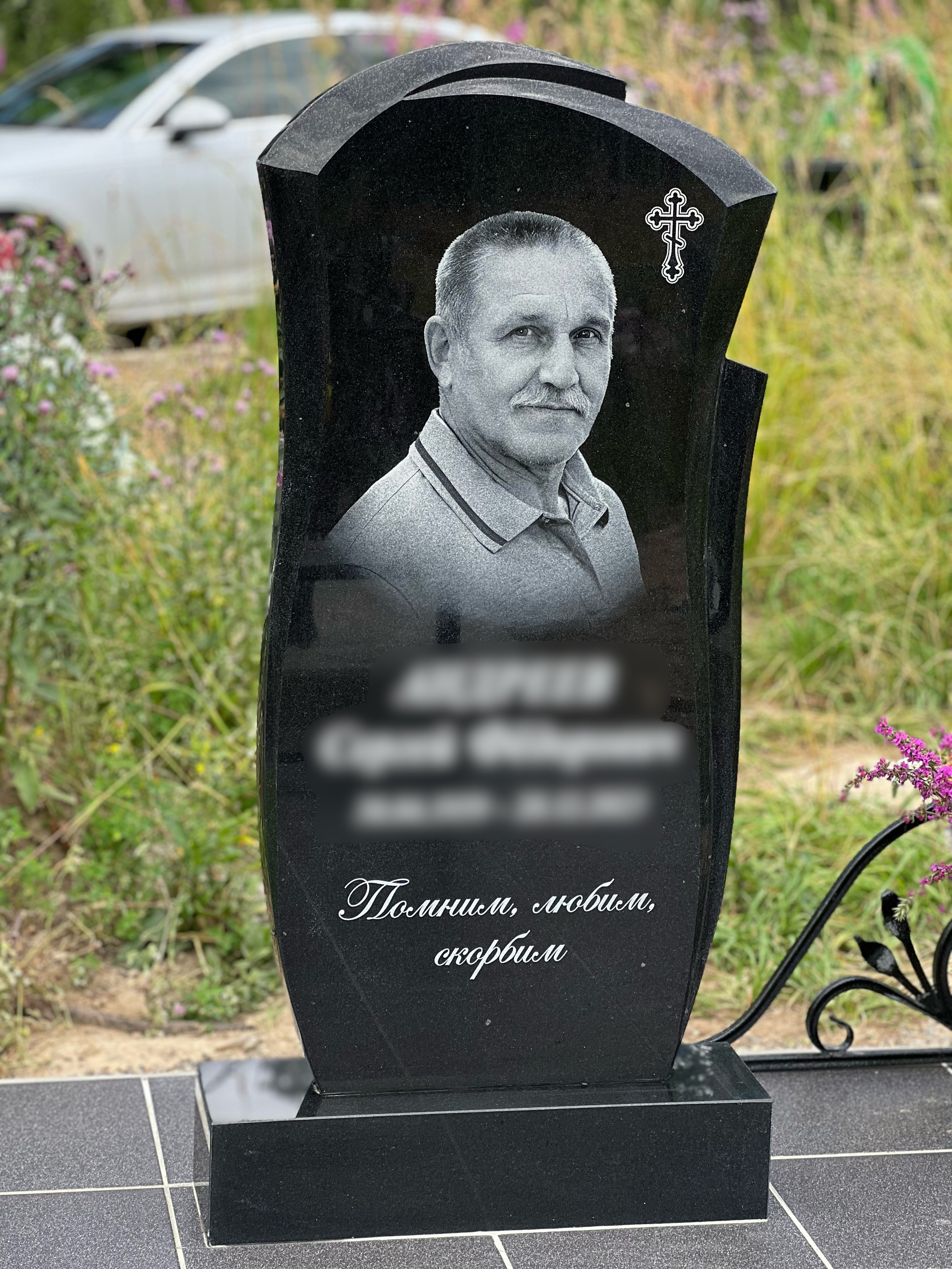 Гравировка от наших художников. ГРАНИТ26 Ритуальные услуги Железногорск. Благоустройство могил, продажа памятников