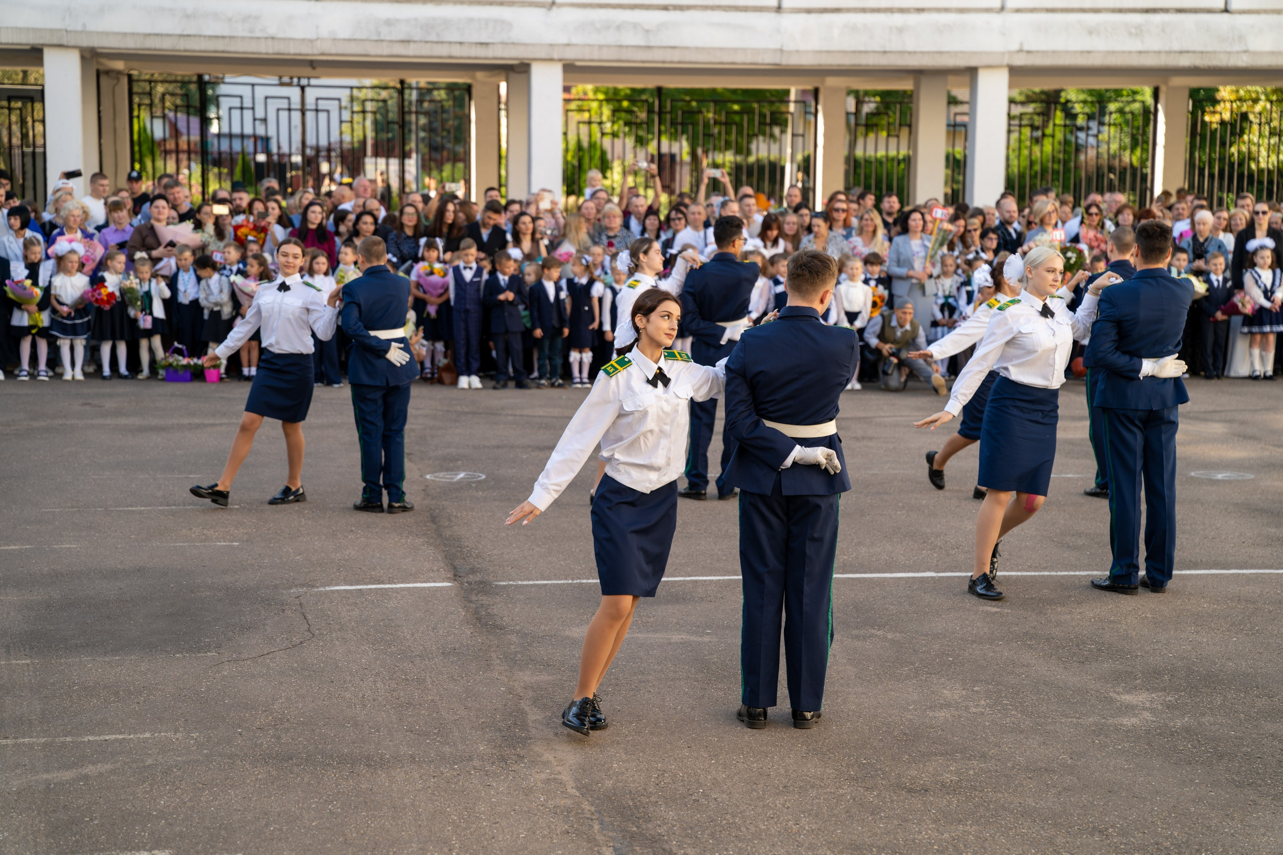 Галерея: линейка на 1 сентября. Фотограф и видеограф в Москве — свадьбы, концерты, праздники | DRONAVT's