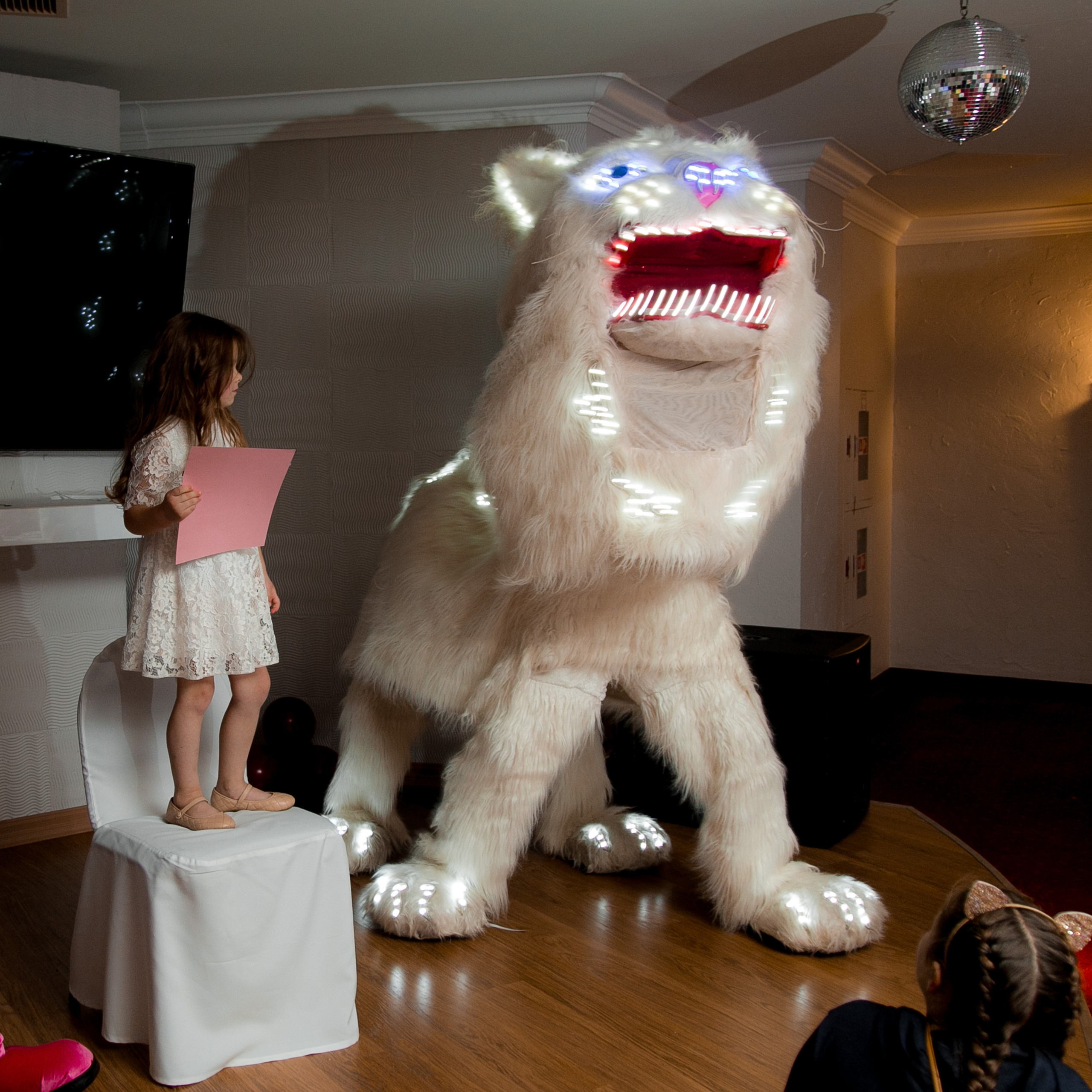 Фотосъемка детского Дня рождения Анечки. Репортажный фотограф Борис Геер