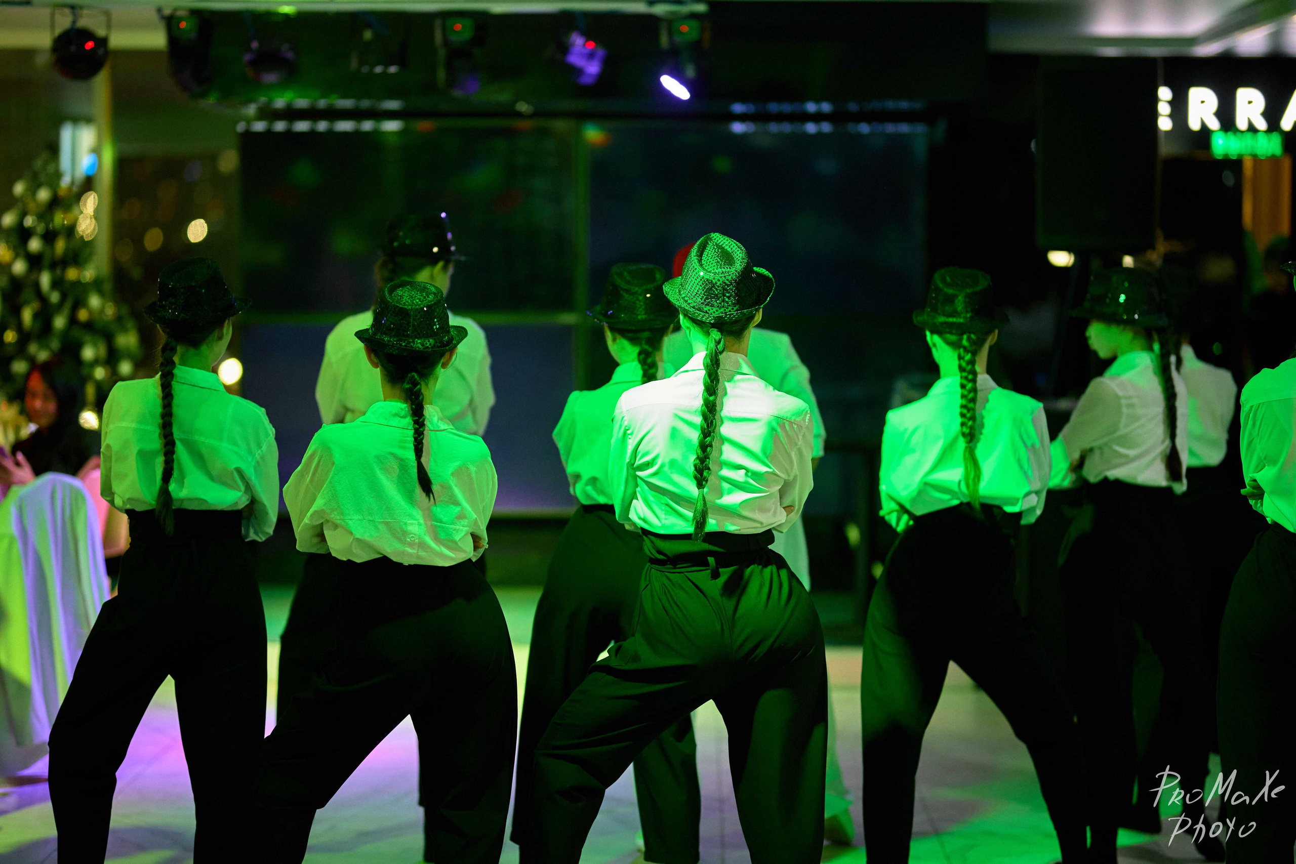 Зал КРАСА МАСС-МЕДИА ЧУВАШИИ. Владимир Суздалов (ProMaXe) — Портретный фотограф, тематические фотосессии в Чебоксарах